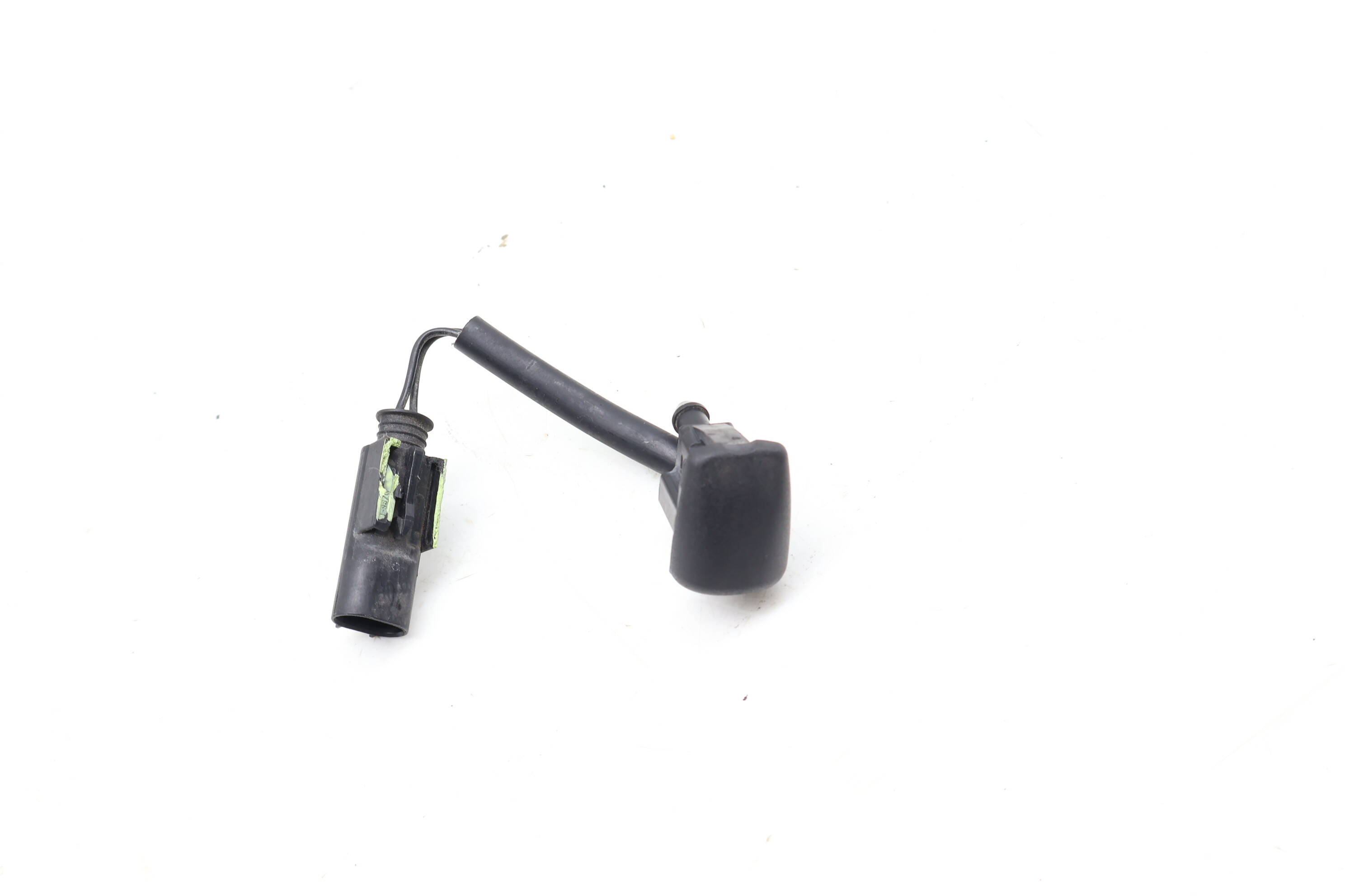 Windshield Washer Sprayer Jet / Nozzle 61667160443