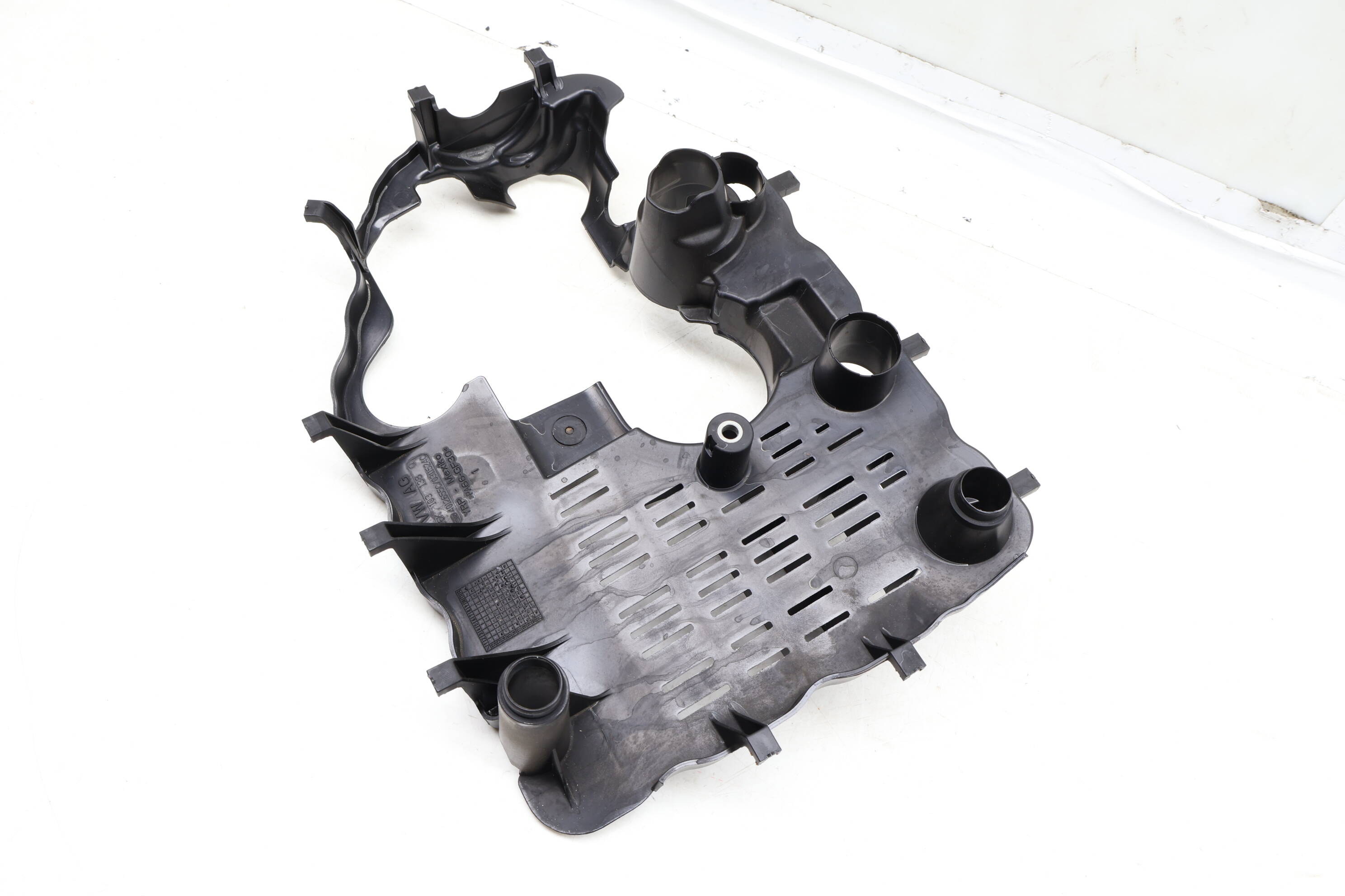 Engine Oil Pan / Baffle 06K103138Q