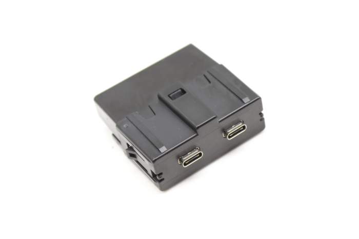Dual Usb-C Port / Voltage Transformer 575035954 main product photo
