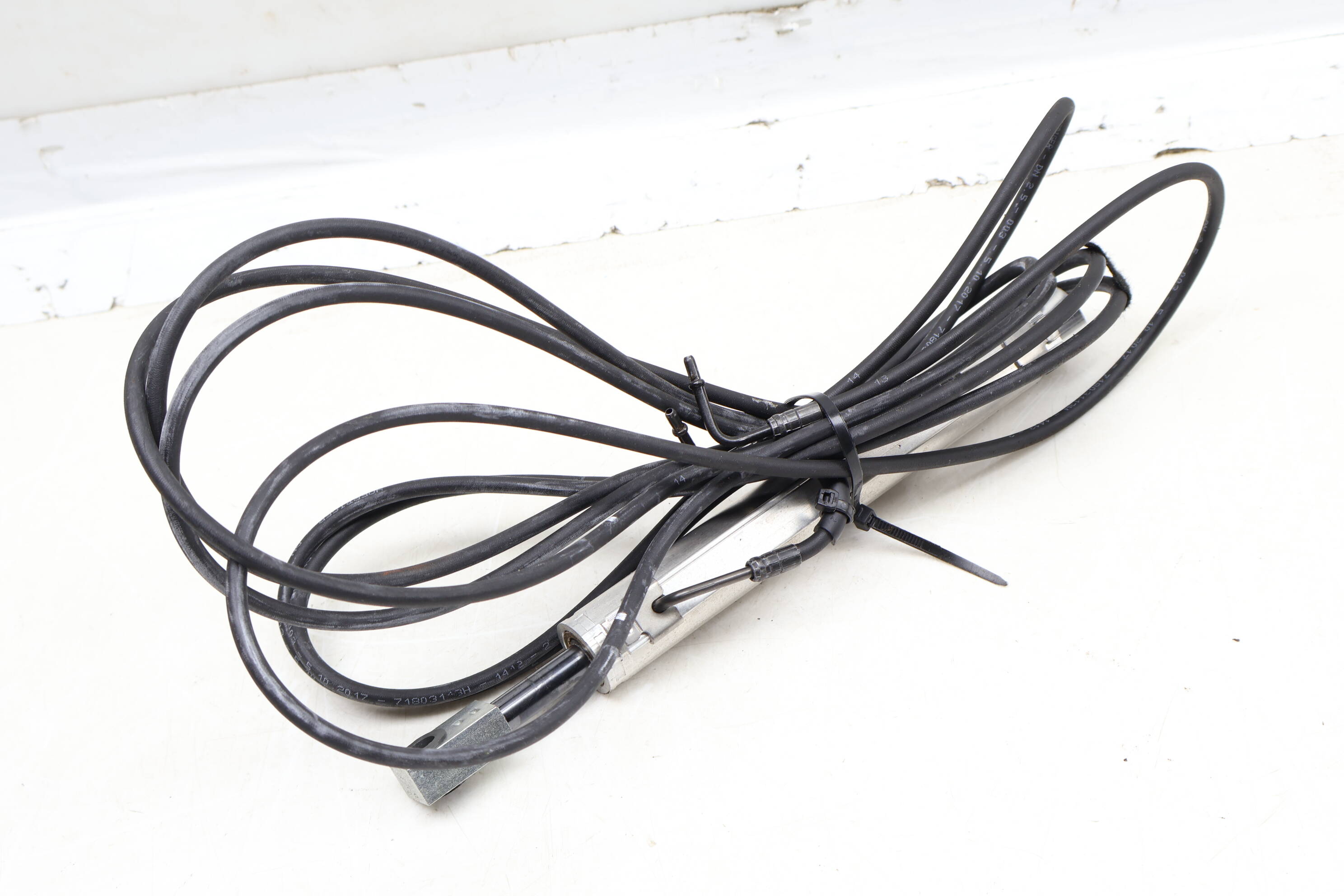 Convertible Top Hydraulic Strut / Cylinder