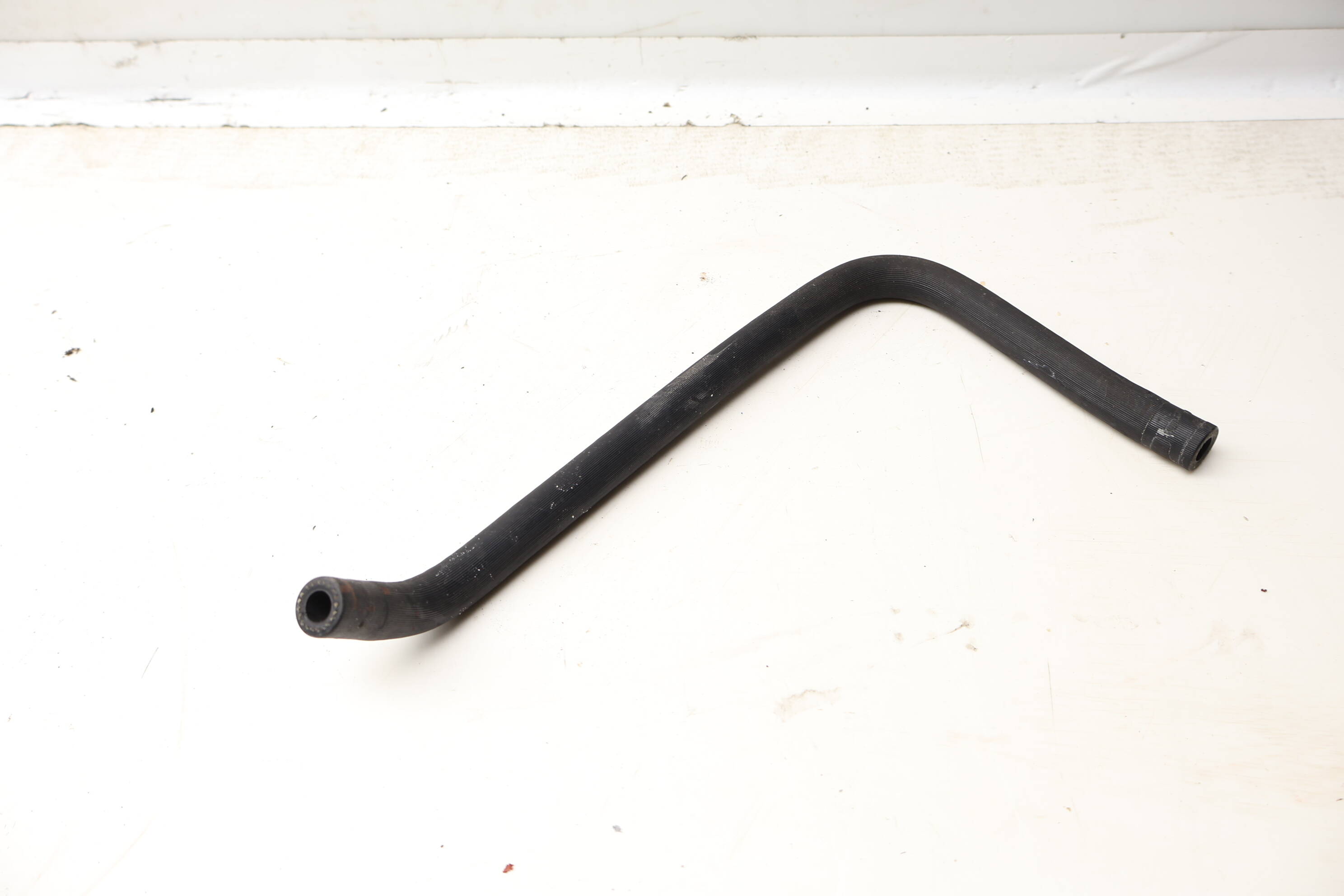 Fuel Hose / Line 8J0201994AC