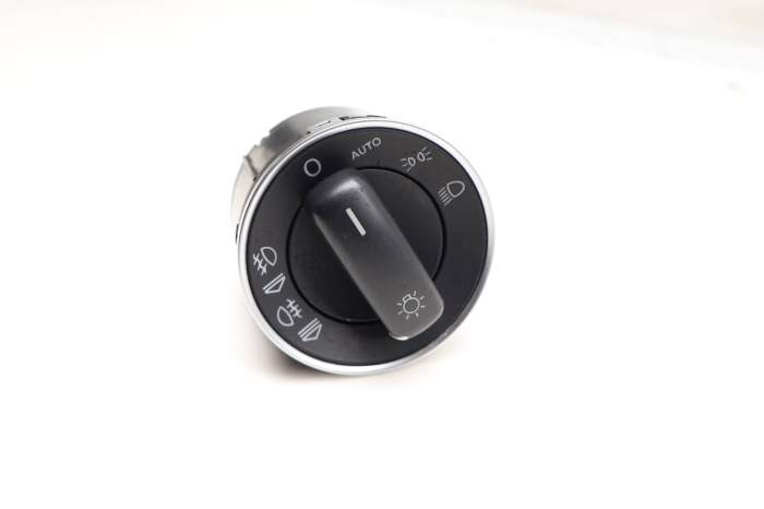 Headlight / Headlamp Switch 4E0941531G main product photo