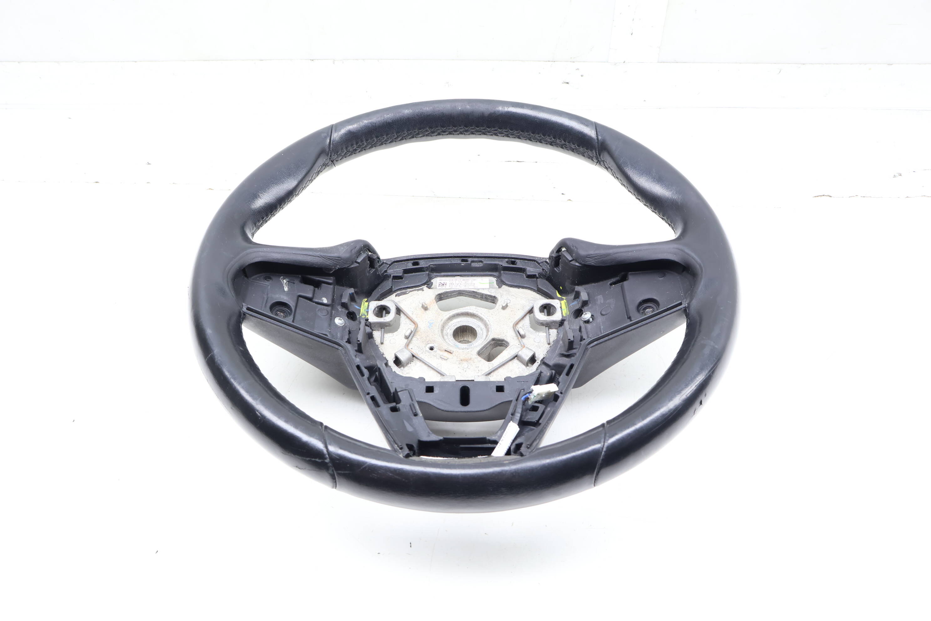 3-Spoke Sport Steering Wheel (Heated) 32306995096