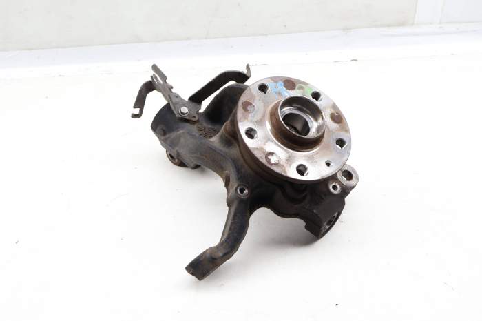 Spindle Knuckle W/ Wheel Bearing 3QF407256E main product photo