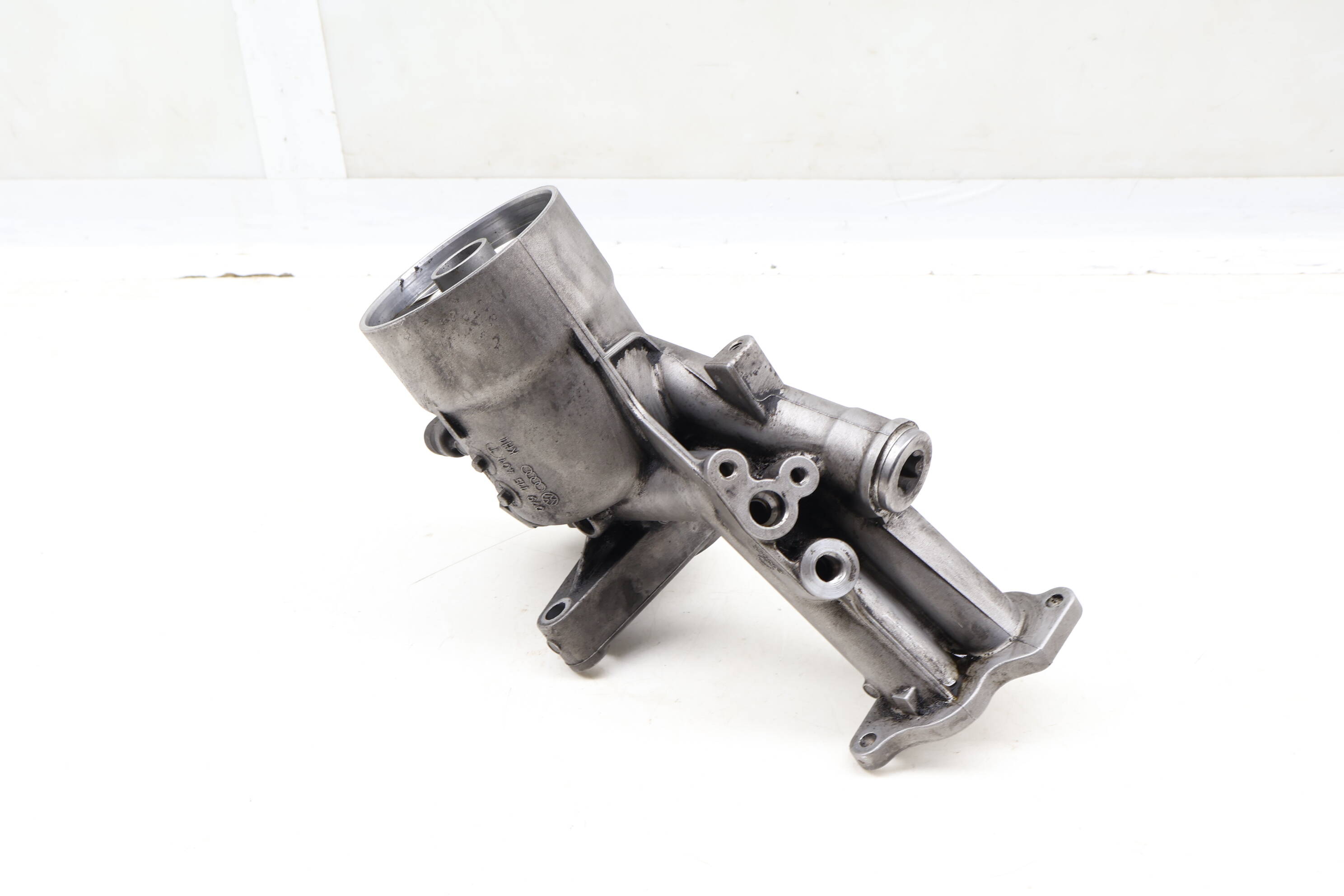 Engine Oil Filter Housing / Adapter 079115401T