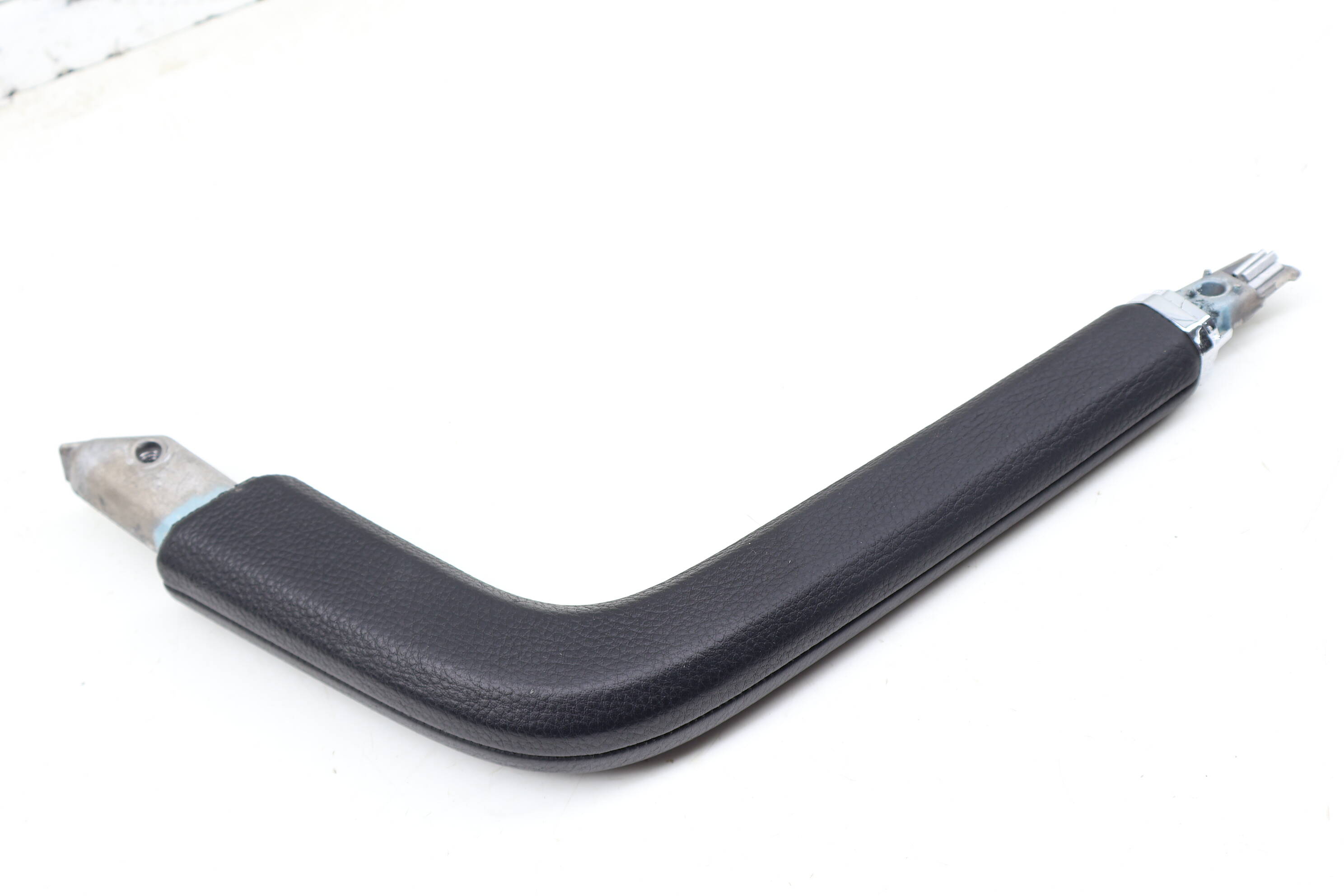 Center Console Grab Handle 7P5857646 95855364600