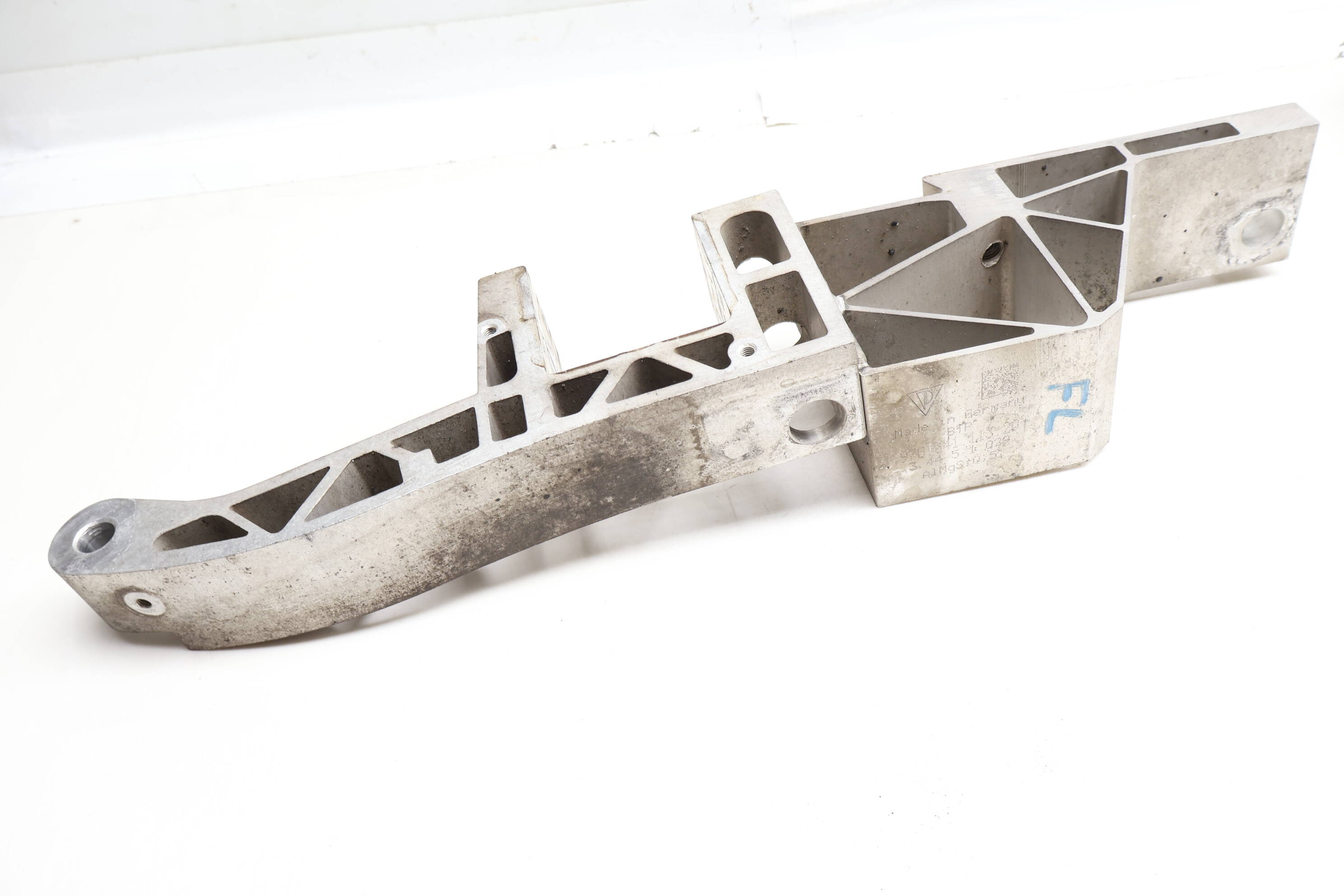 Subframe Support Bracket / Crossmember 97034111320