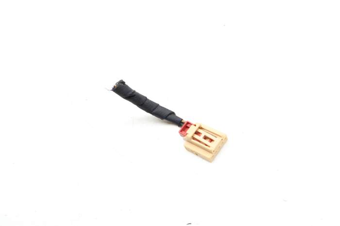 Outer Tail Light / Lamp Wiring Connector / Pigtail main product photo