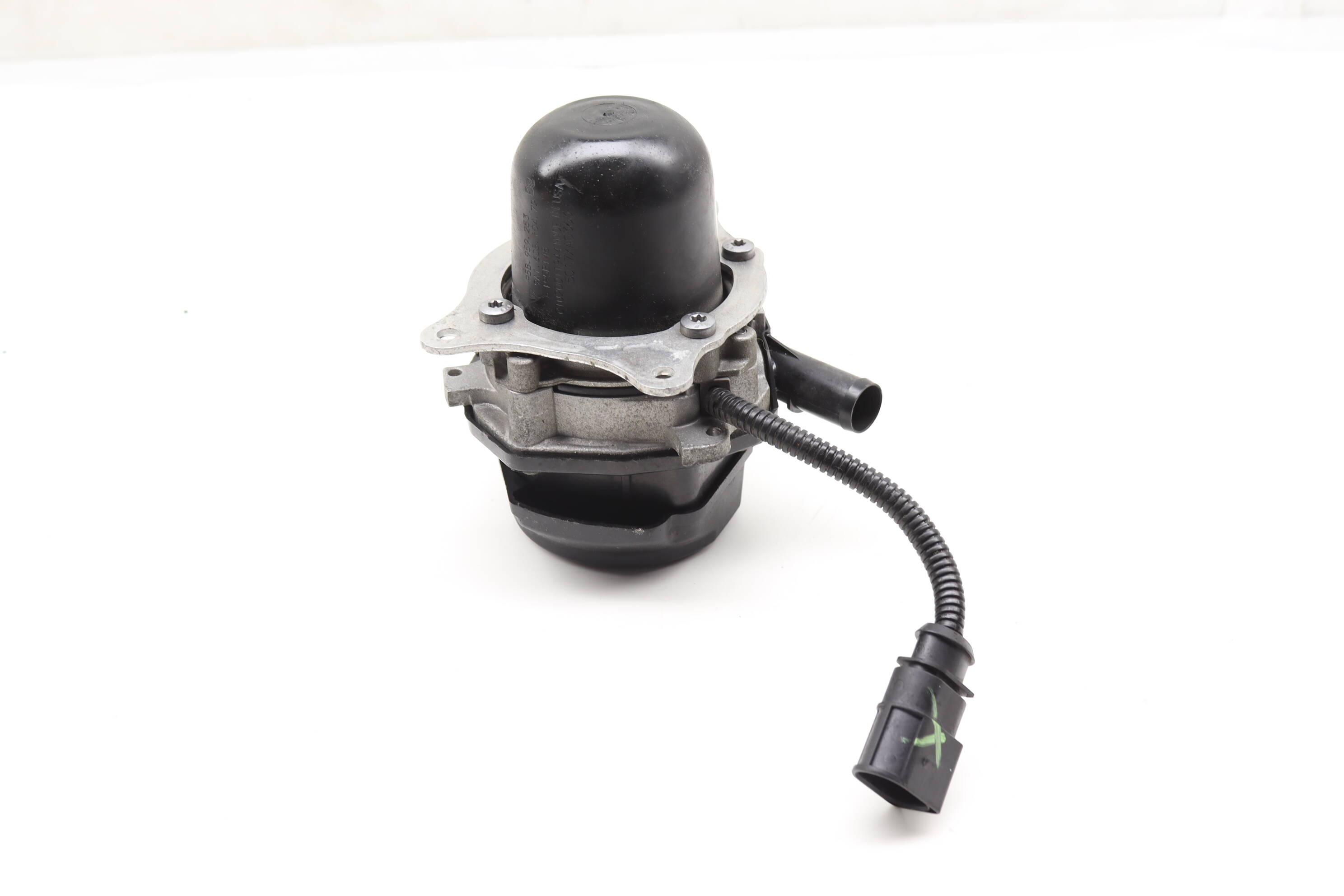 Porsche Secondary Air Pump (Panamera, Macan, Cayenne) 95B959253