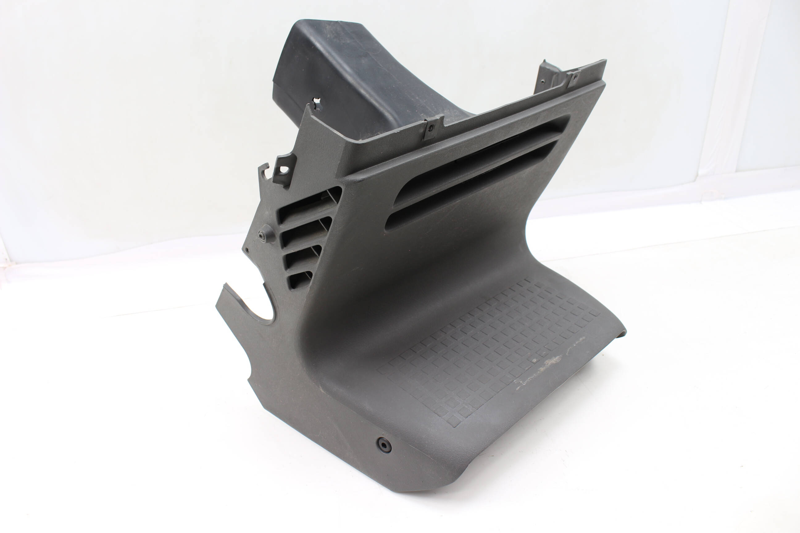 Lower Center Console Vent Cover 701857341