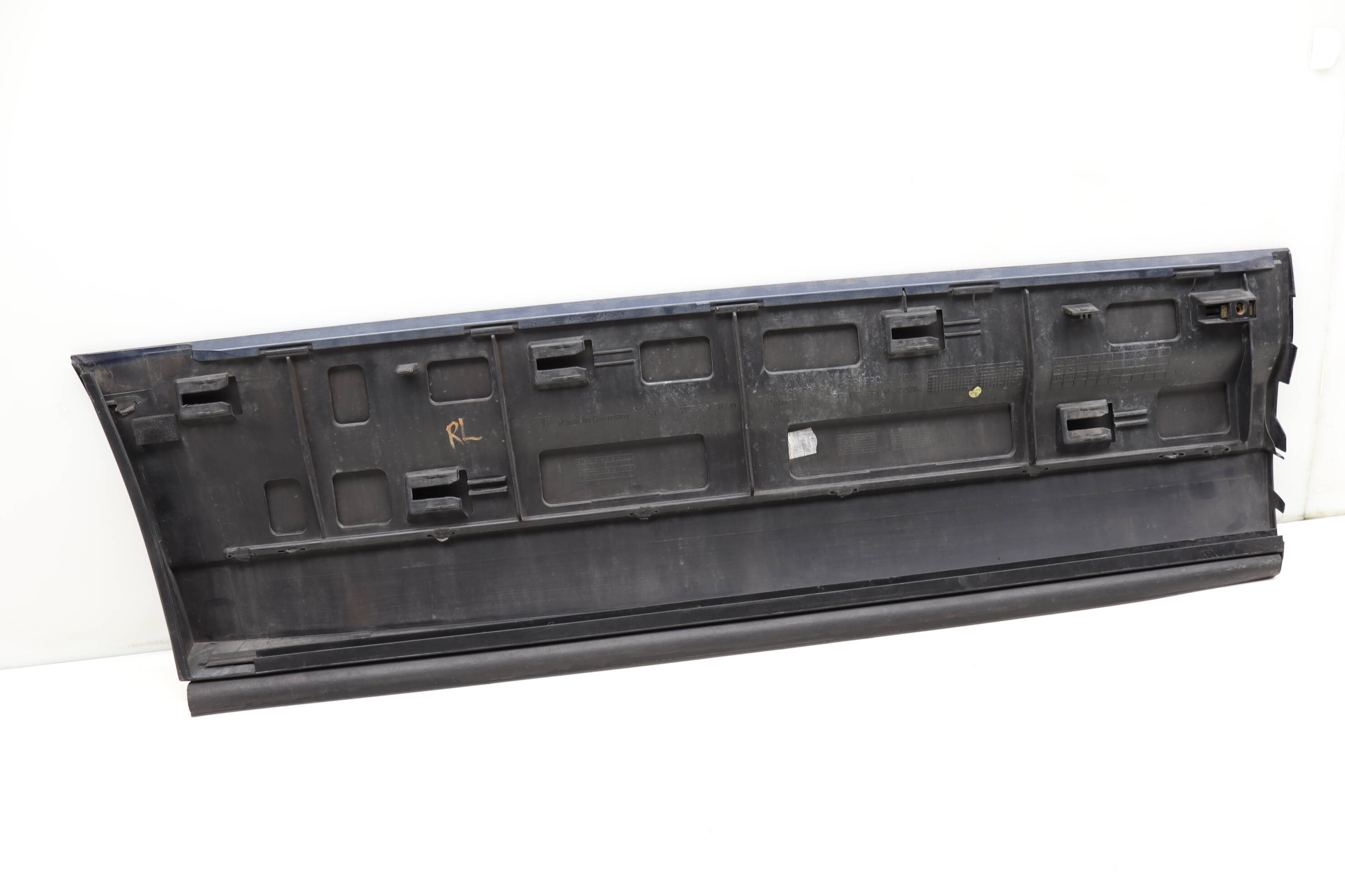 Porsche Rear Left Lower Door Molding / Blade (Cayenne) 7P5839787G