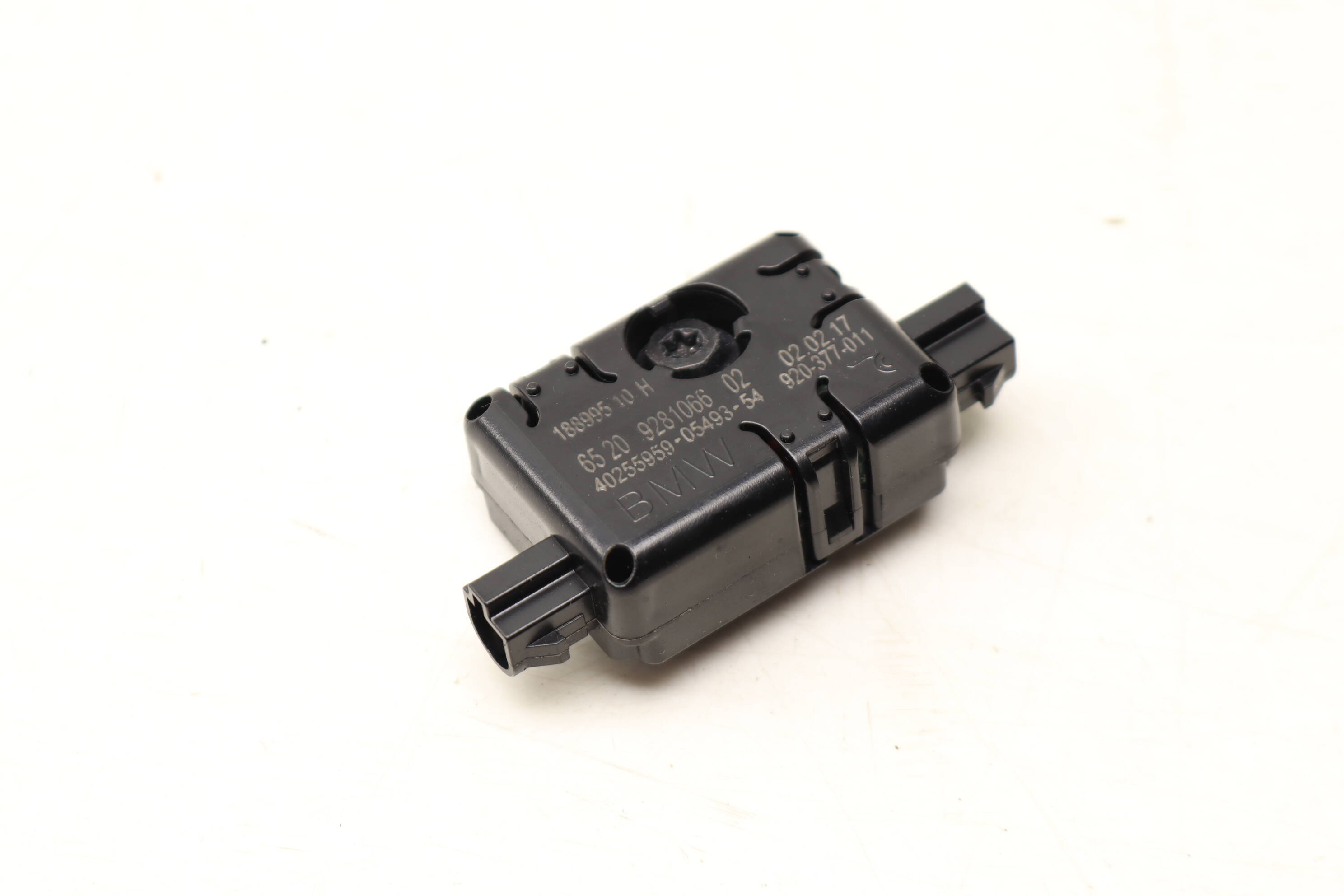 Radio Antenna Signal Trap Circuit 65209281066