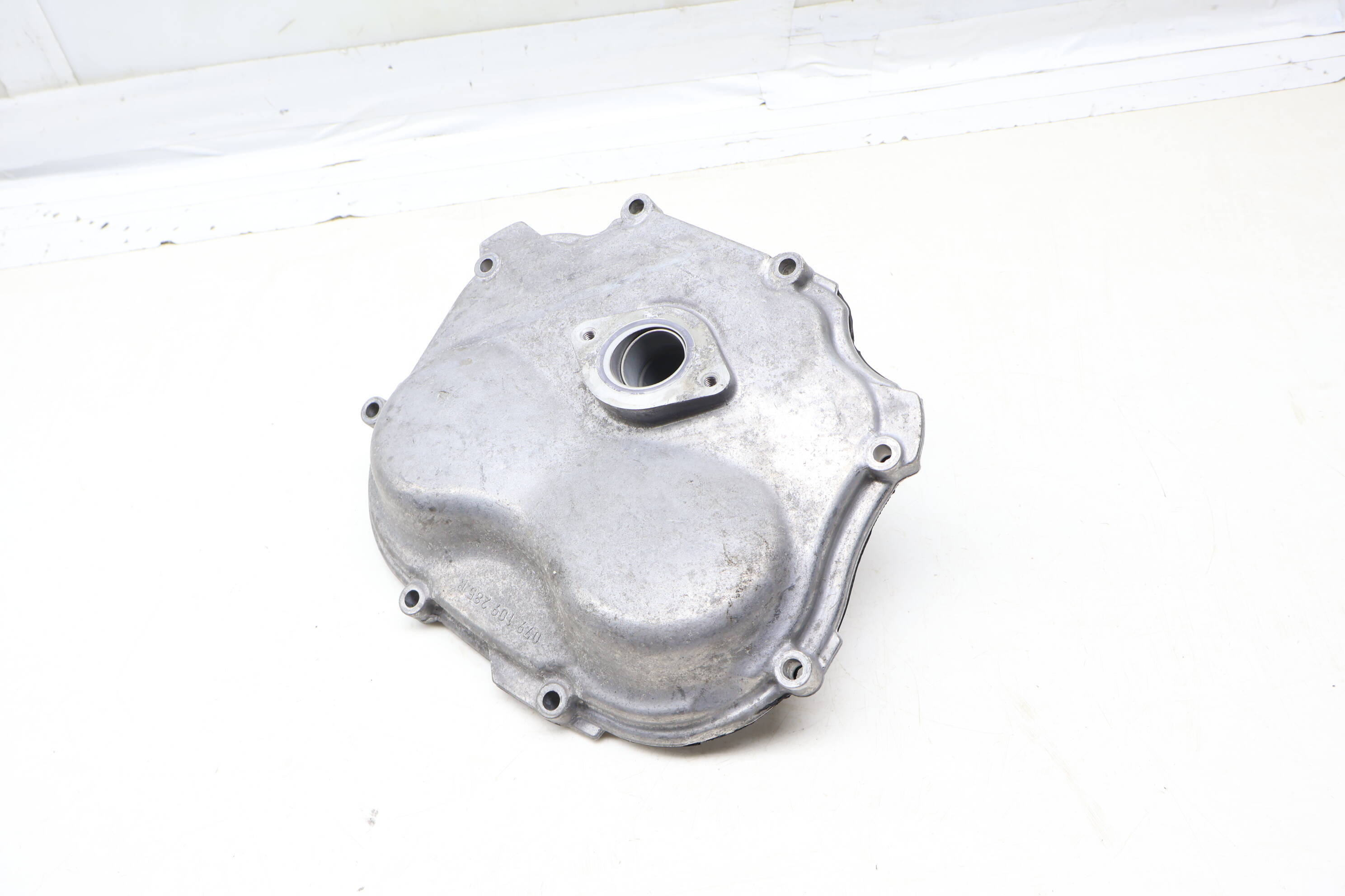 Cylinder Head Timing Chain Cover 079109285R