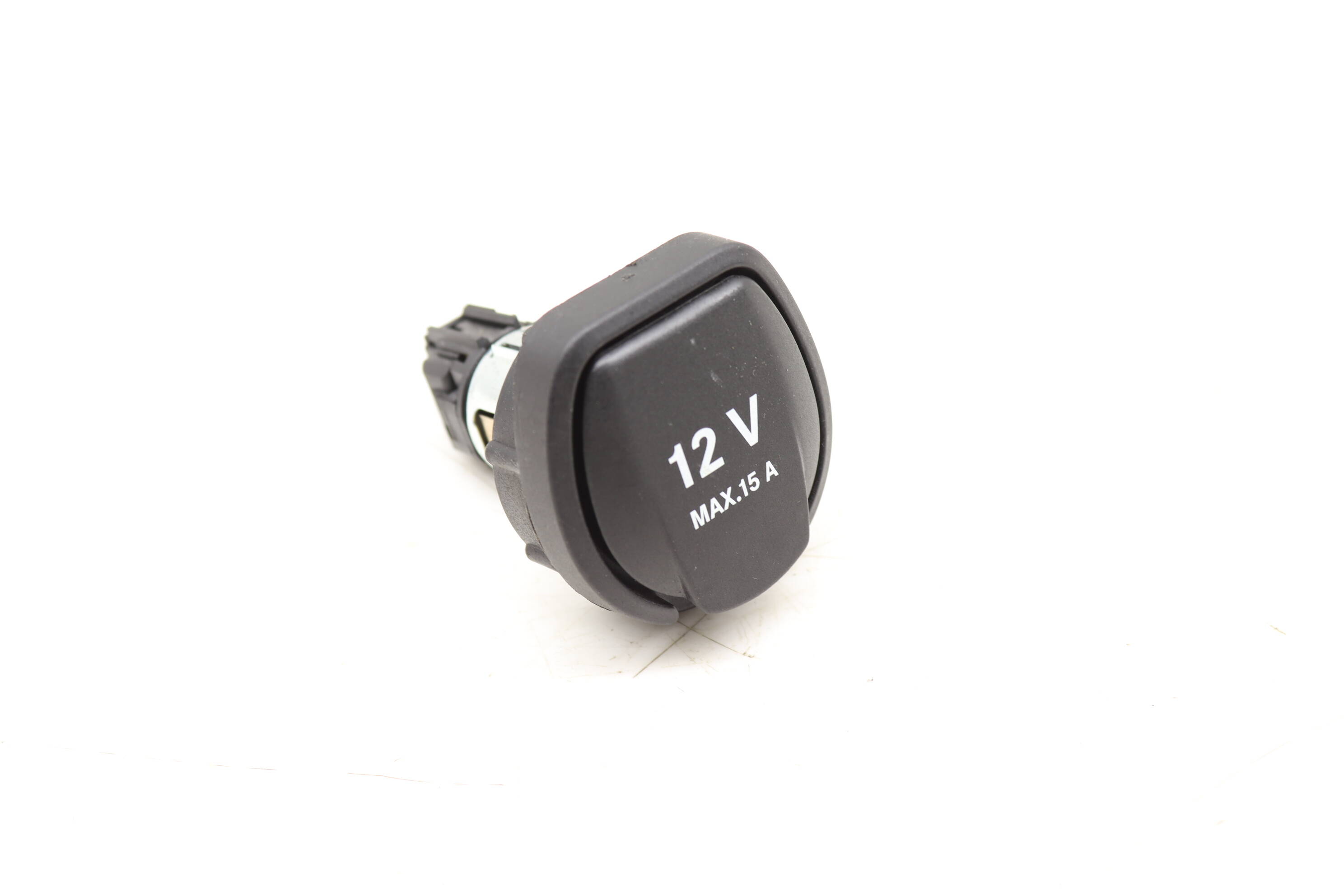 12V&#x20;Power&#x20;Outlet&#x20;0008203651