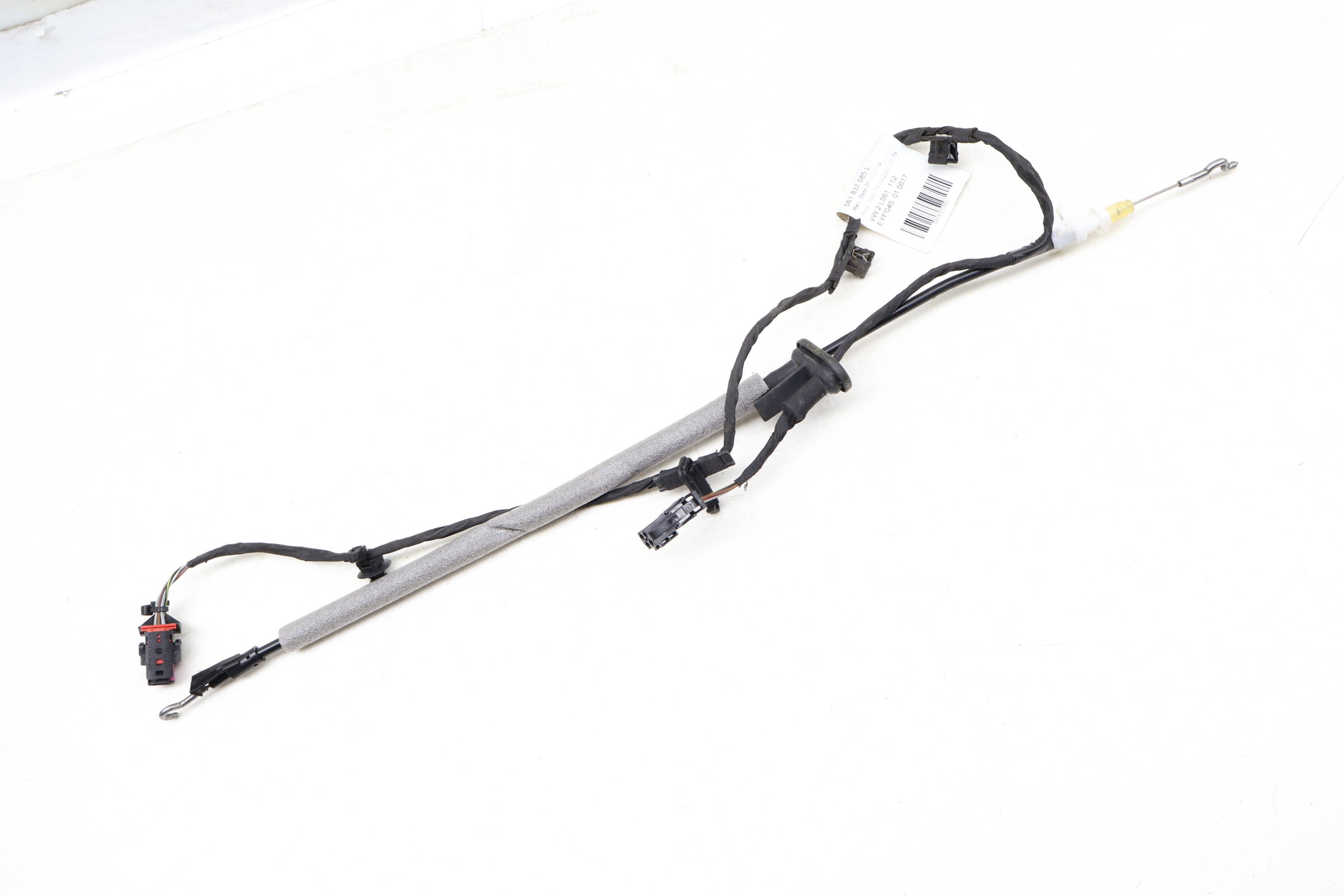 Interior&#x20;Door&#x20;Handle&#x20;Release&#x20;&#x2F;&#x20;Bowden&#x20;Cable&#x20;561837085L