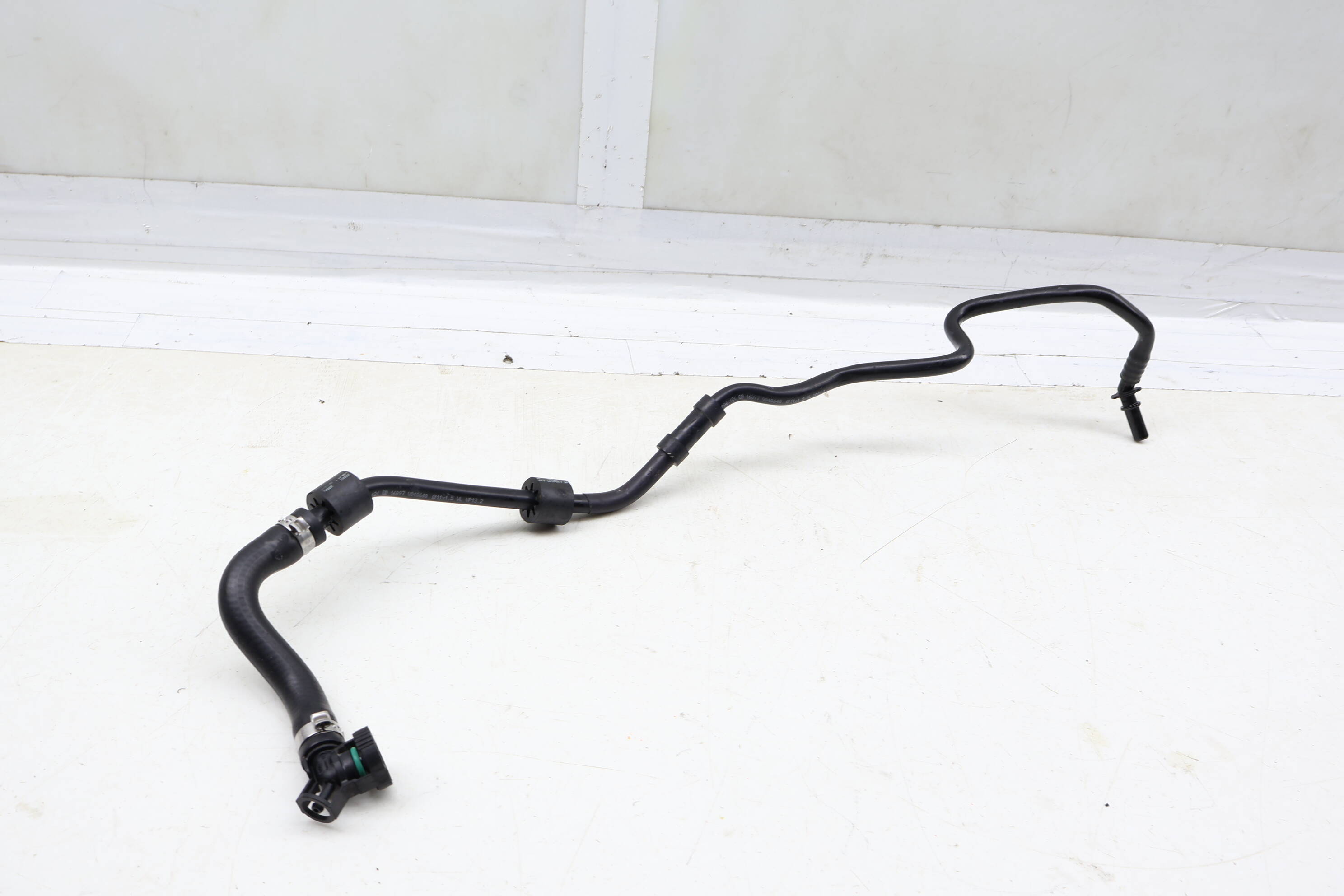 Brake Booster Vacuum Hose / Line 8W0611931CR