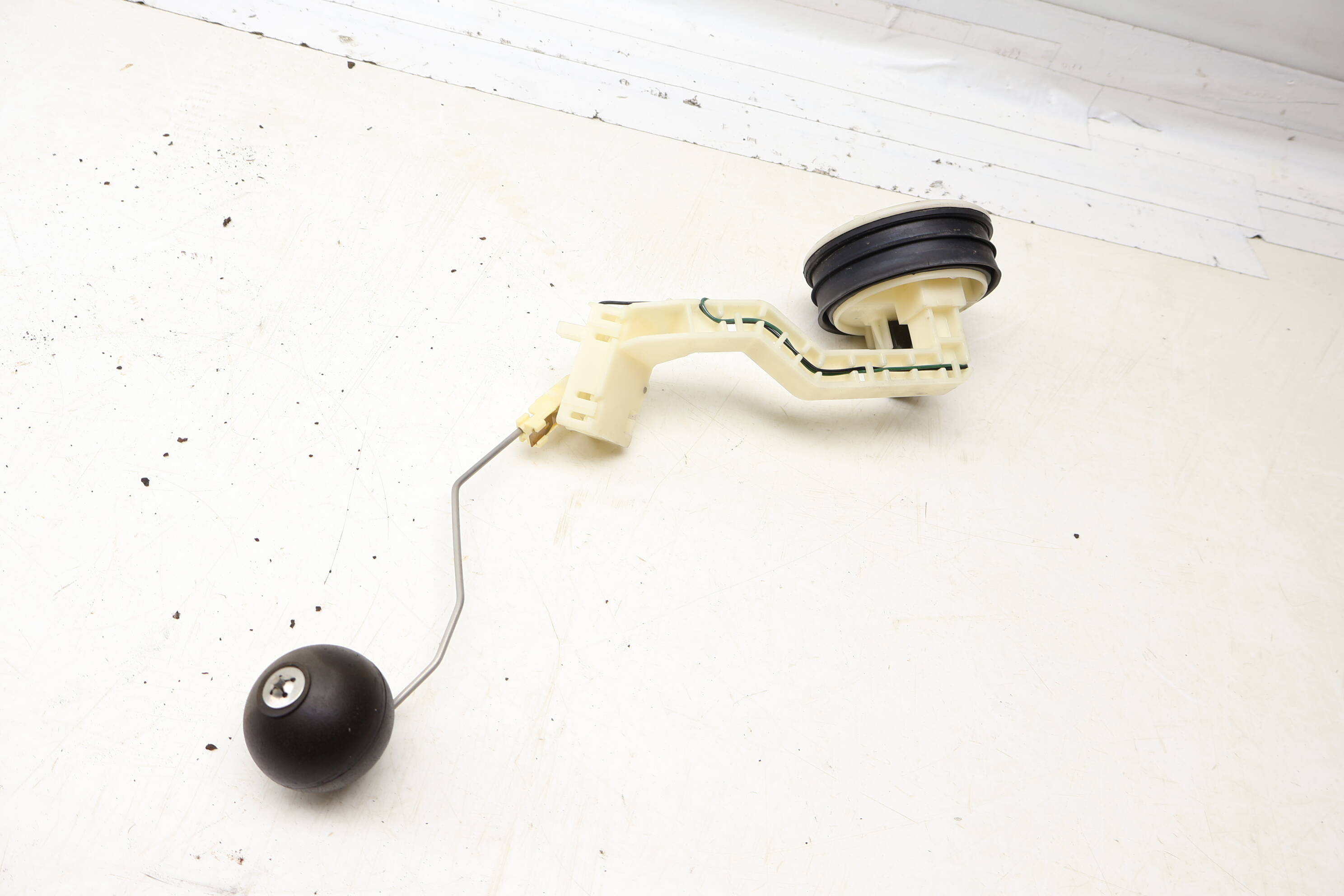 Fuel Gauge Level Sender / Sensor 3B0201317P