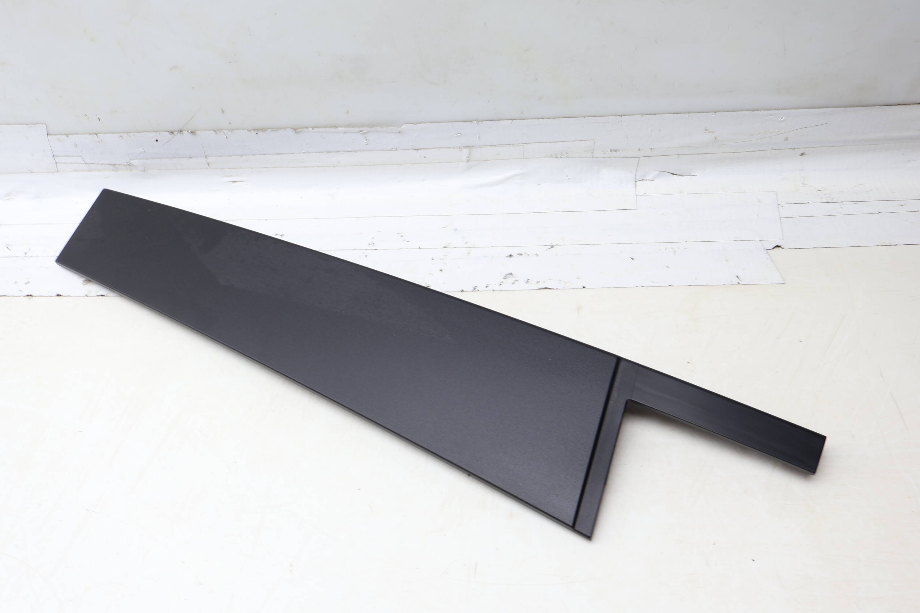 Exterior B Pillar Trim 3CM839901