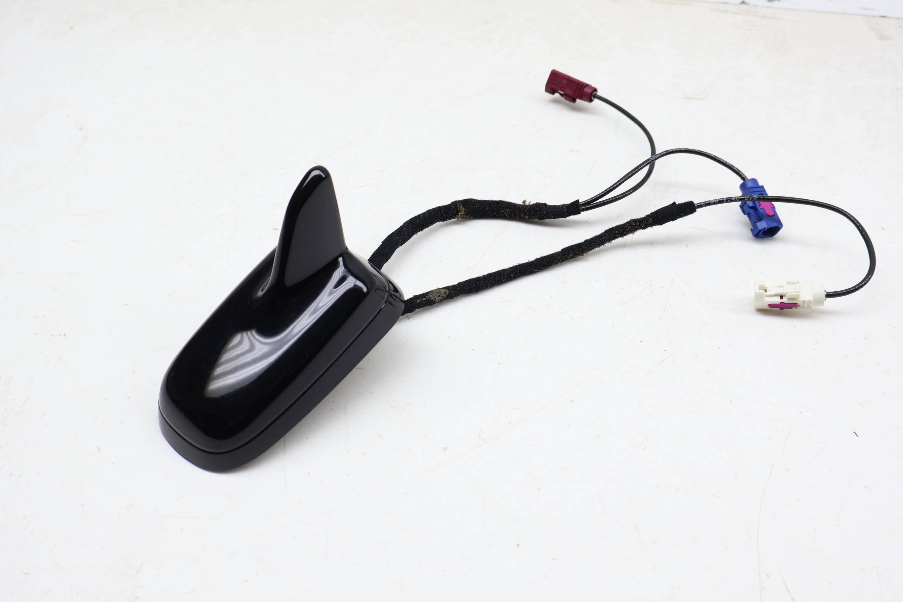 Shark Fin / Roof Antenna 4E0035503AB