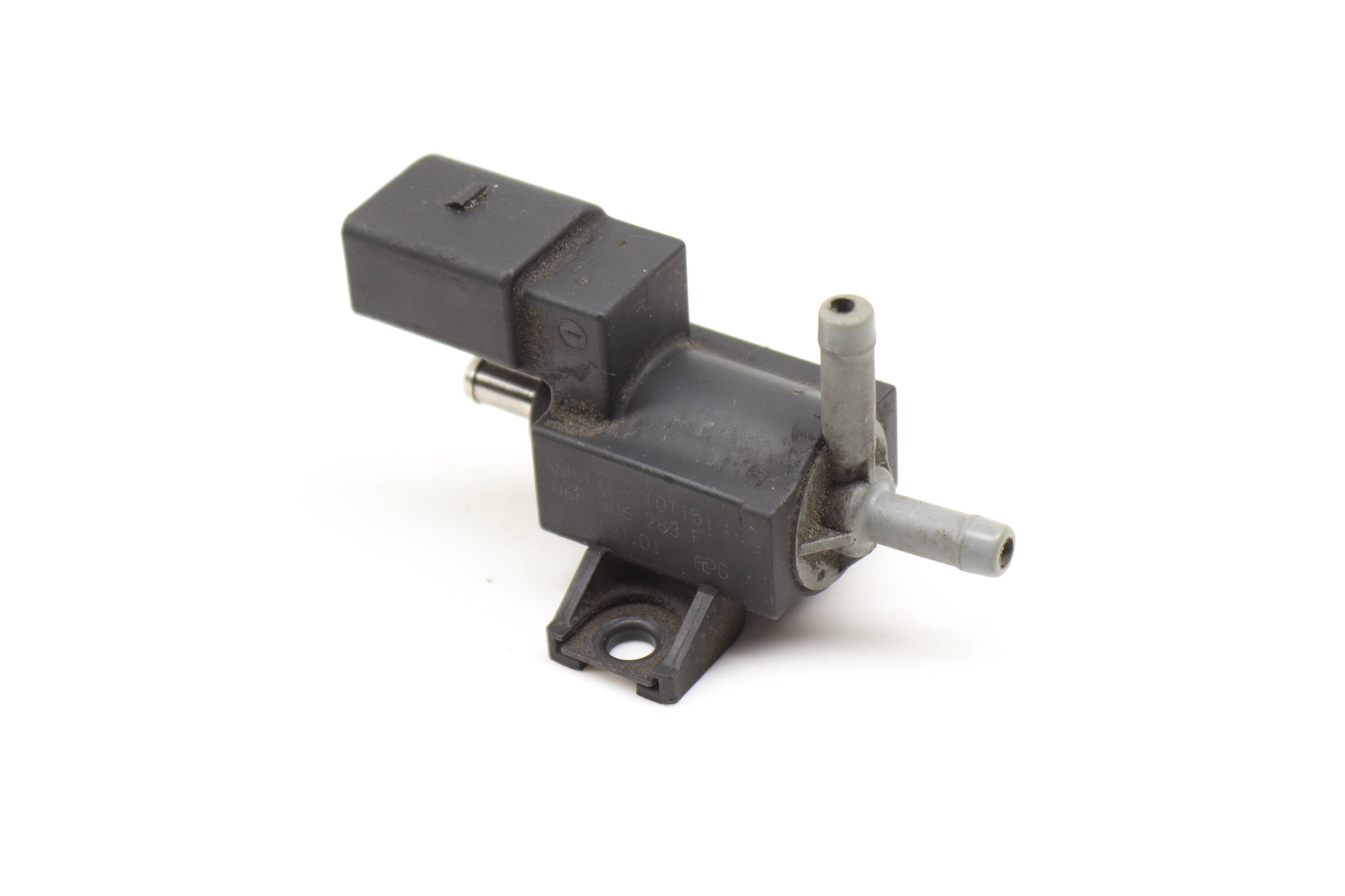 Solenoid Valve 06F906283F
