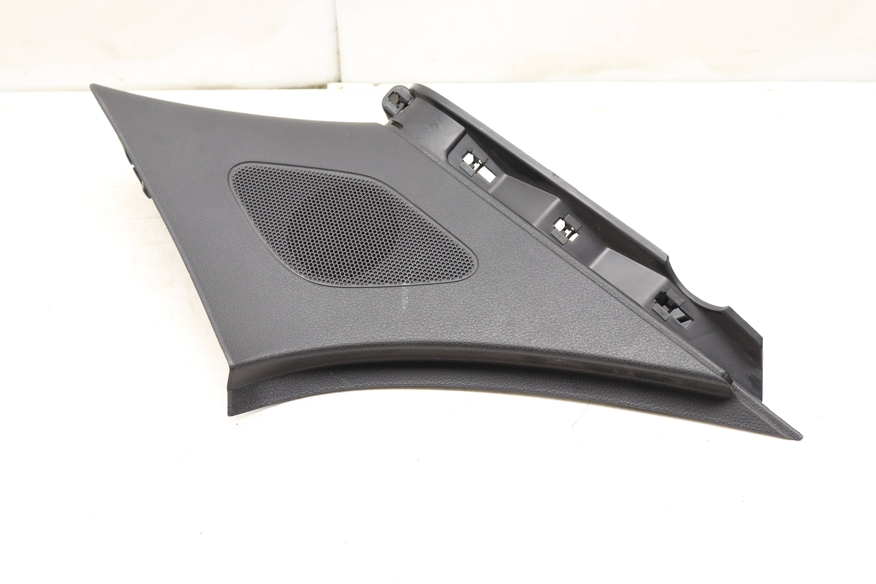 D Pillar Trim / Speaker Grille 95B867245