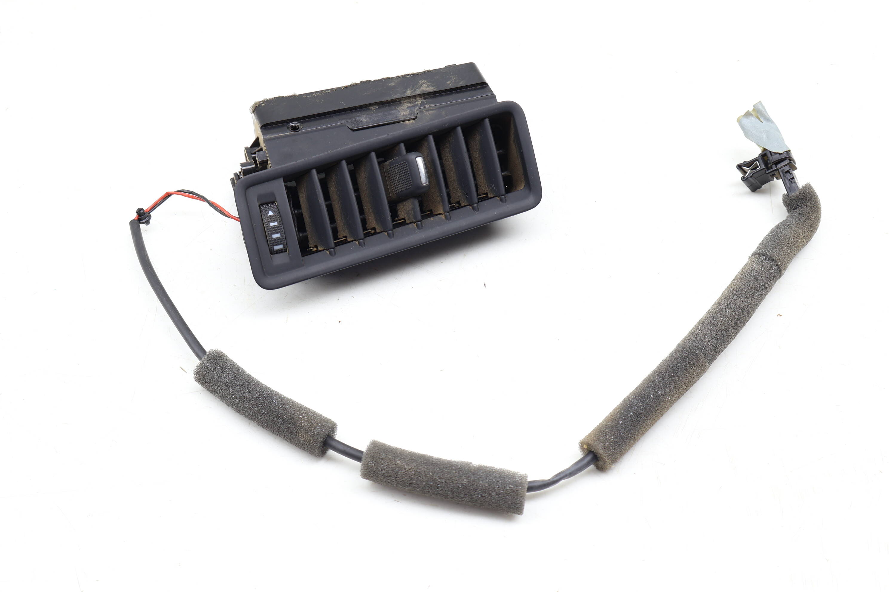 Upper B Pillar Air Vent 4E0819703C