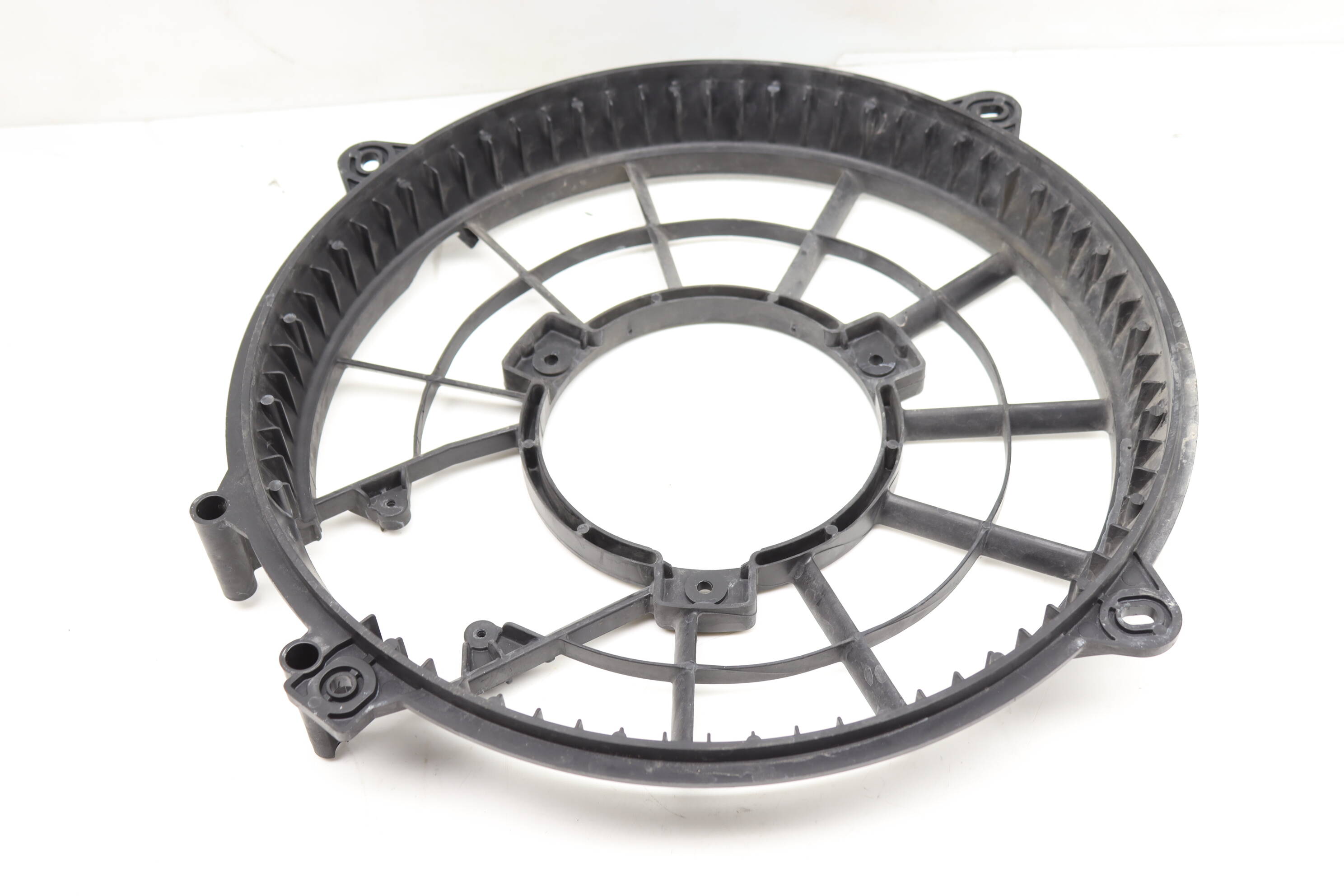 Electric Cooling Fan Housing / Shroud 4Z7959455M