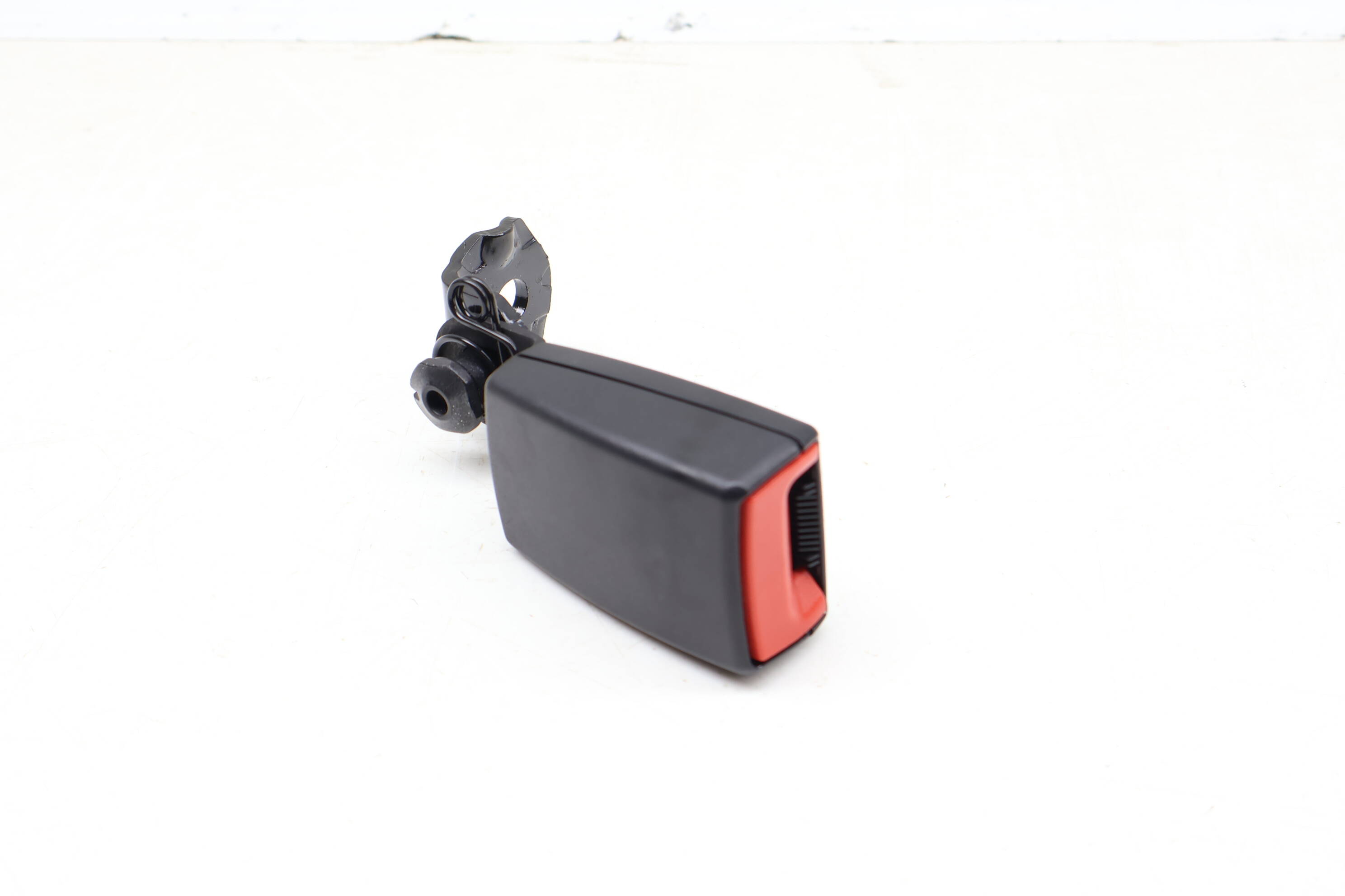 Seatbelt / Seat Belt Buckle Receiver 4G8857739