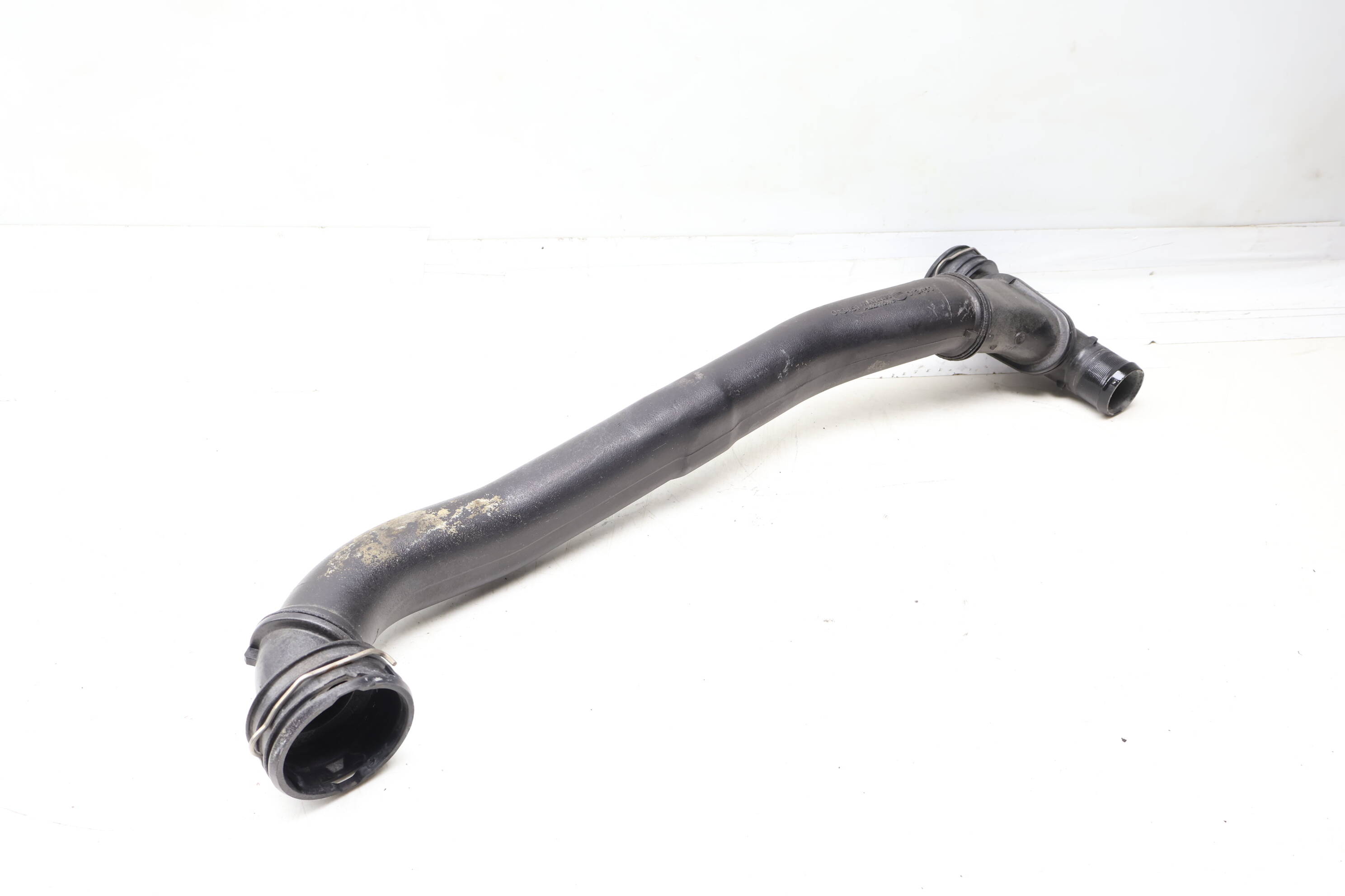 Coolant Distributor Tube / Line / Hose (Supply) 99710675204