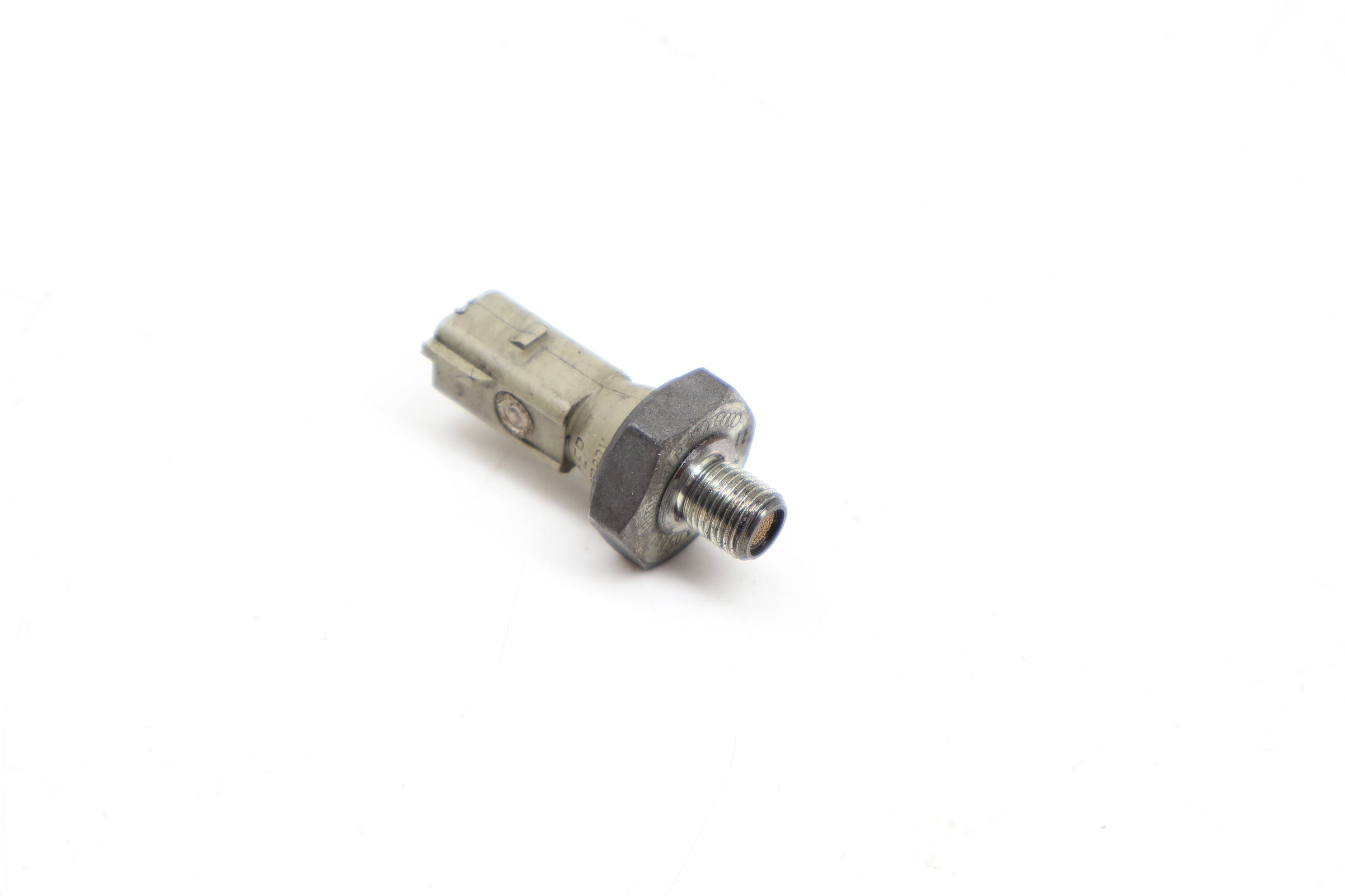 Engine Oil Pressure Sensor (1-Pin) 038919081P 95860608140