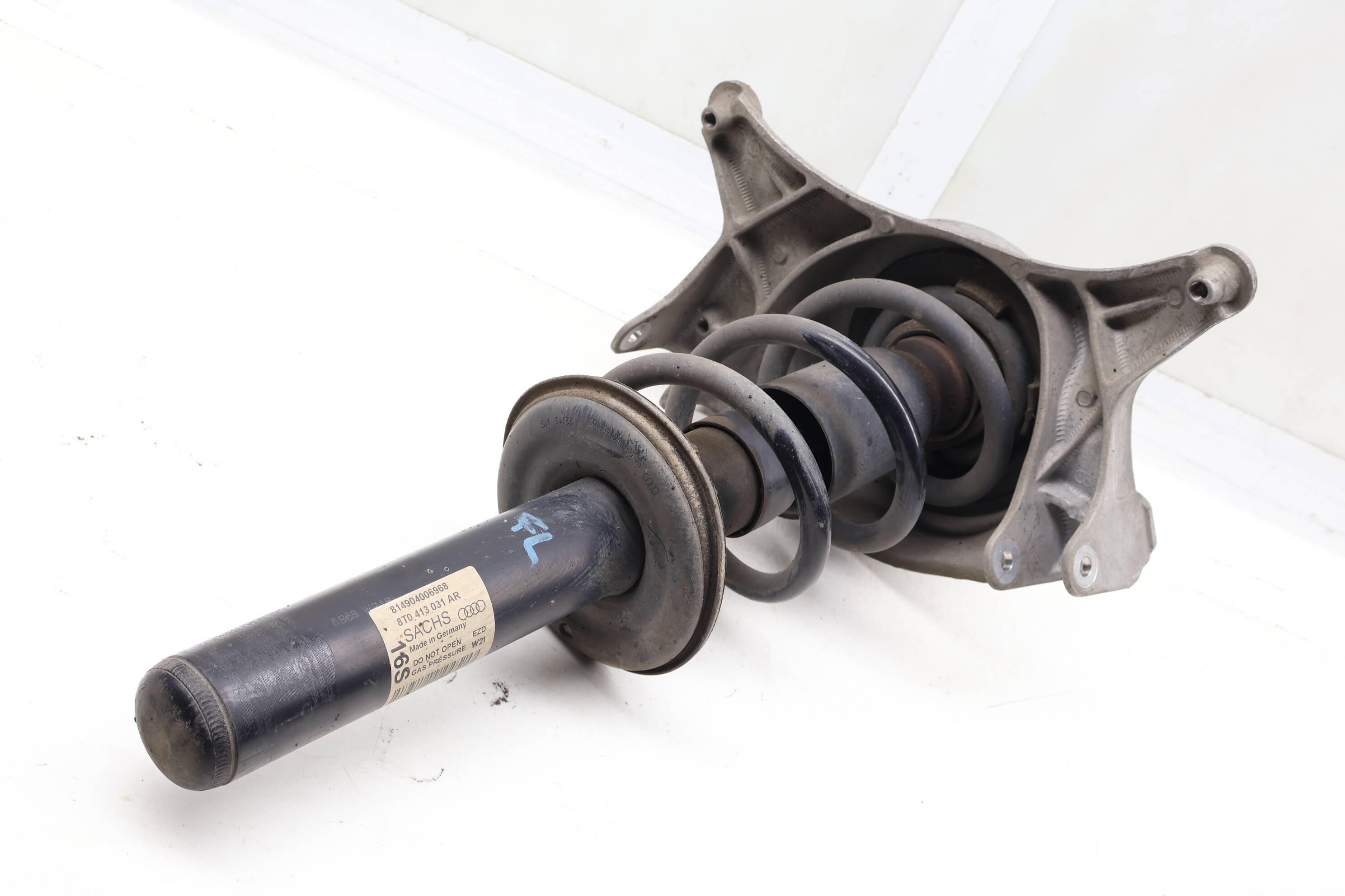 Strut / Spring Assembly 8T0413031AR