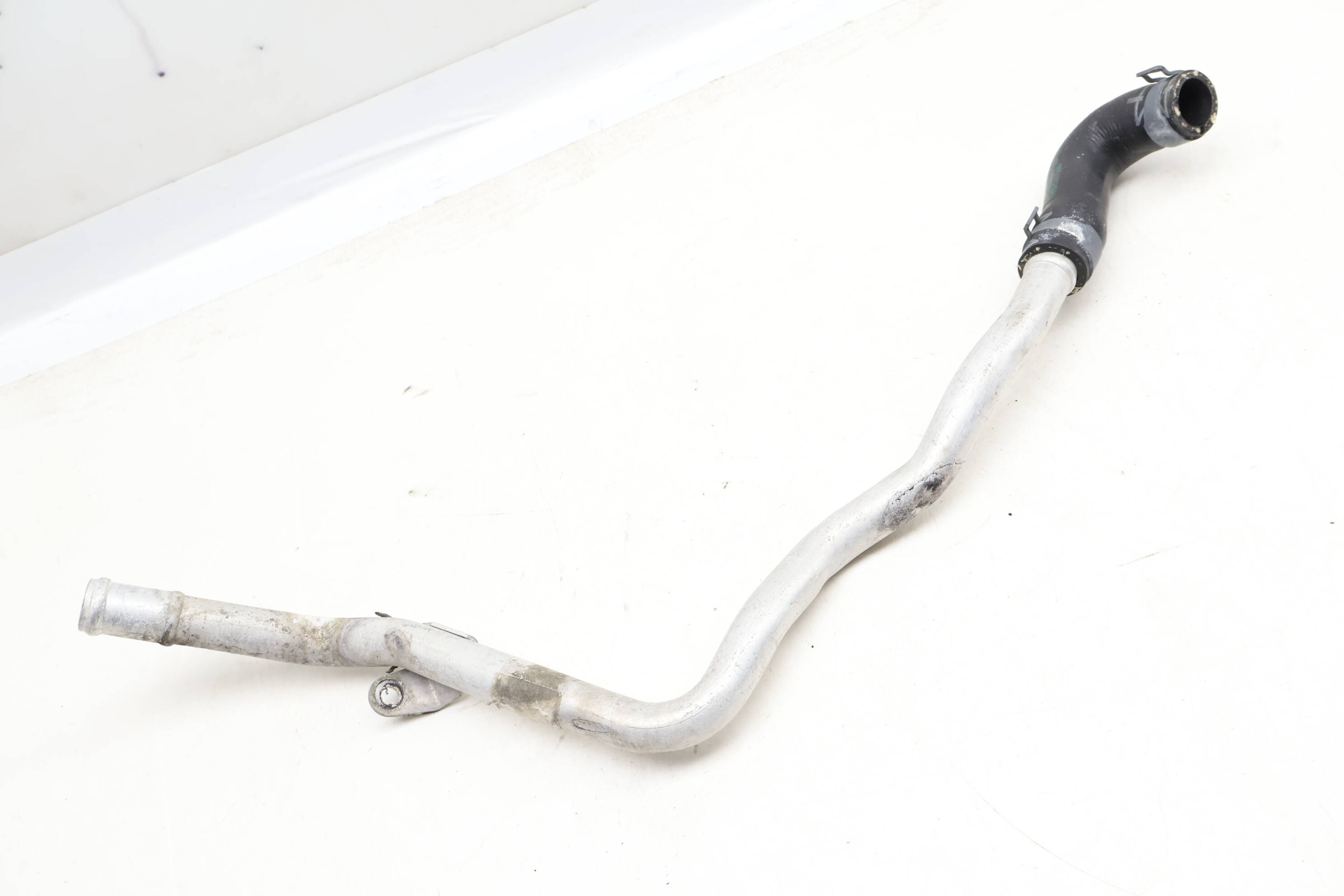 Coolant Pipe / Tube / Line (Supply) 7L0815801C