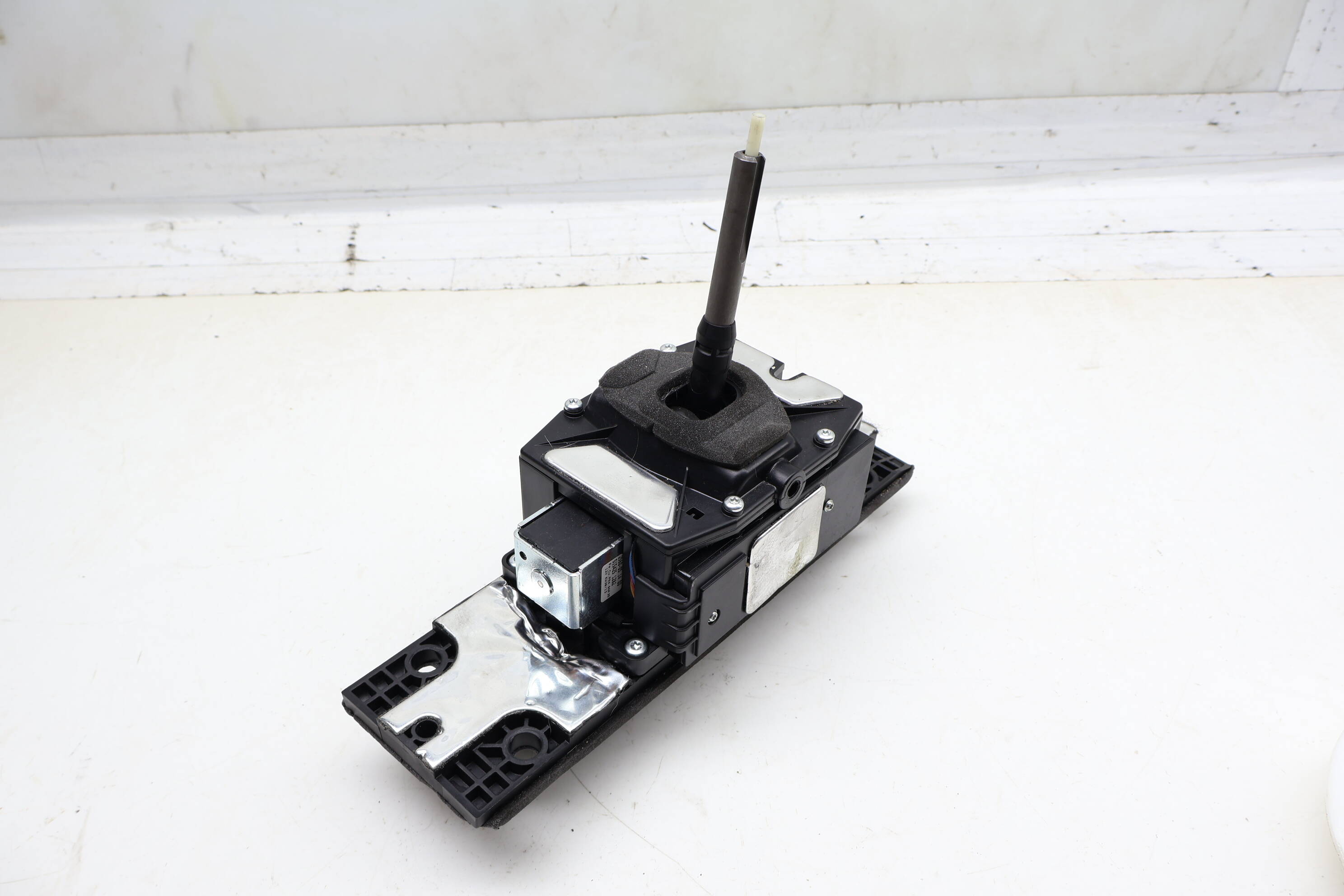 Automatic Shift / Shifter Assembly 97042691100