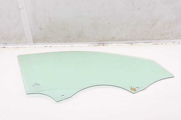 Door Window Glass 83A845202 main product photo