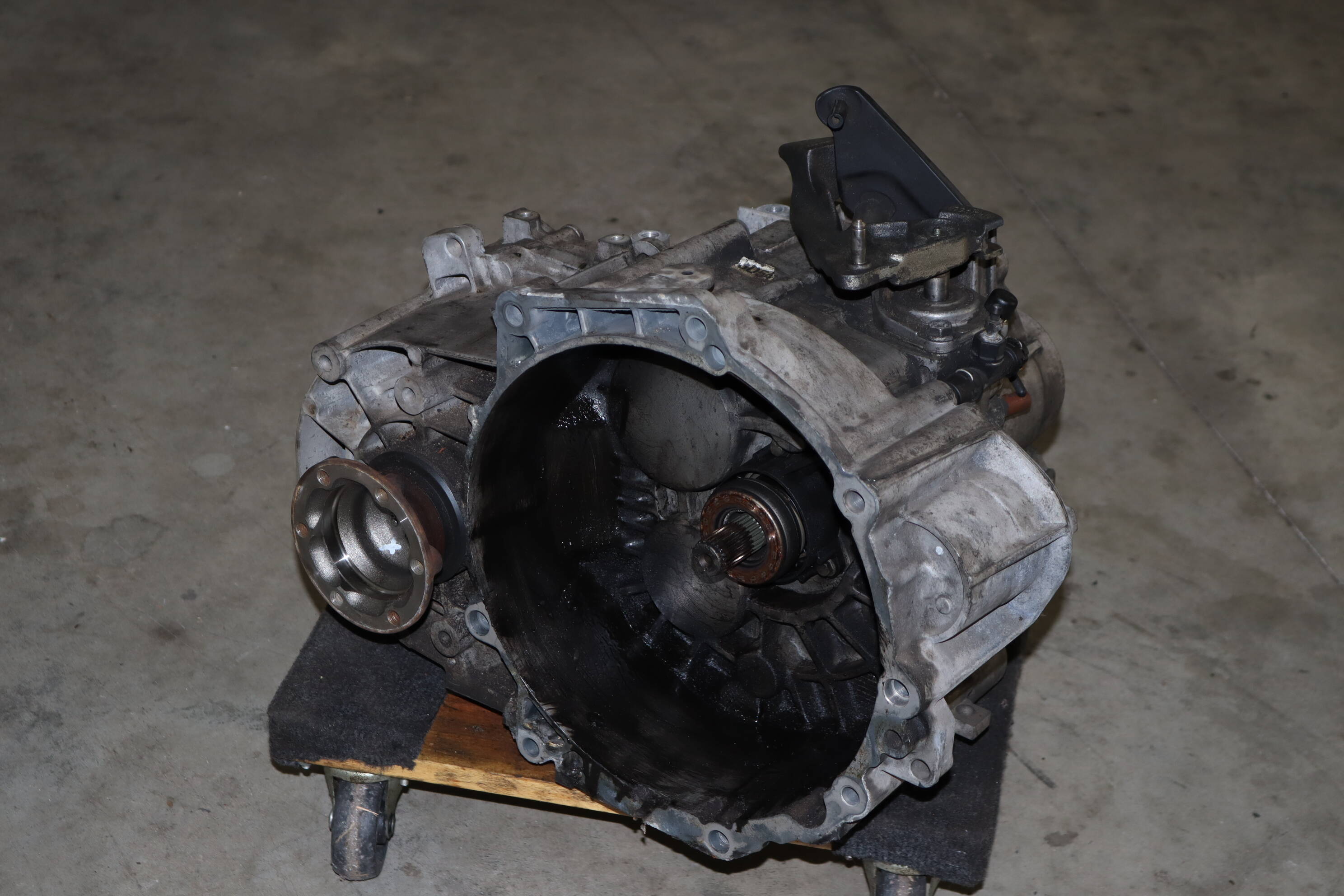 VW 6-Speed Manual Transmission 02Q300045A