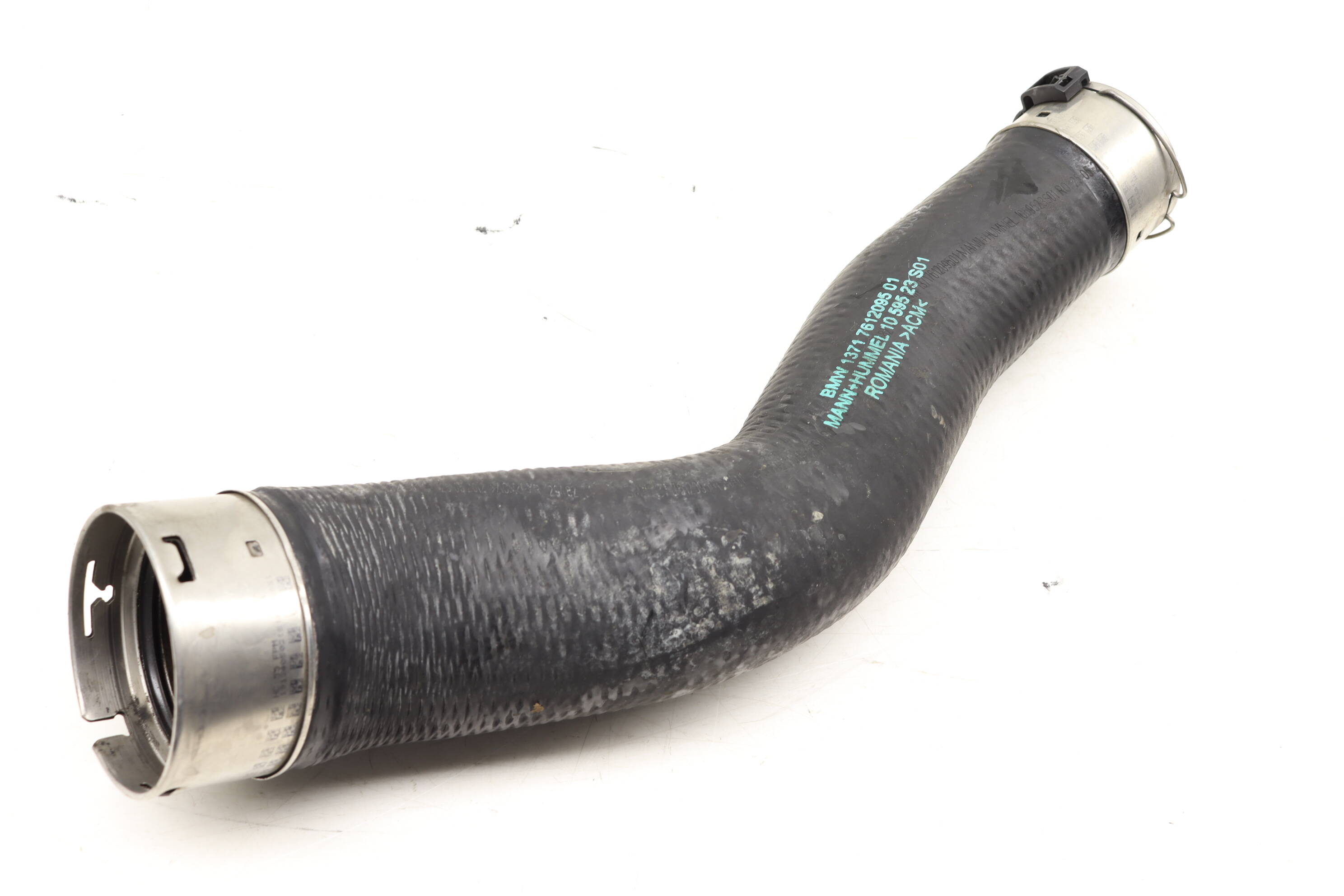 Turbo Intercooler Hose / Line / Tube 13717612095