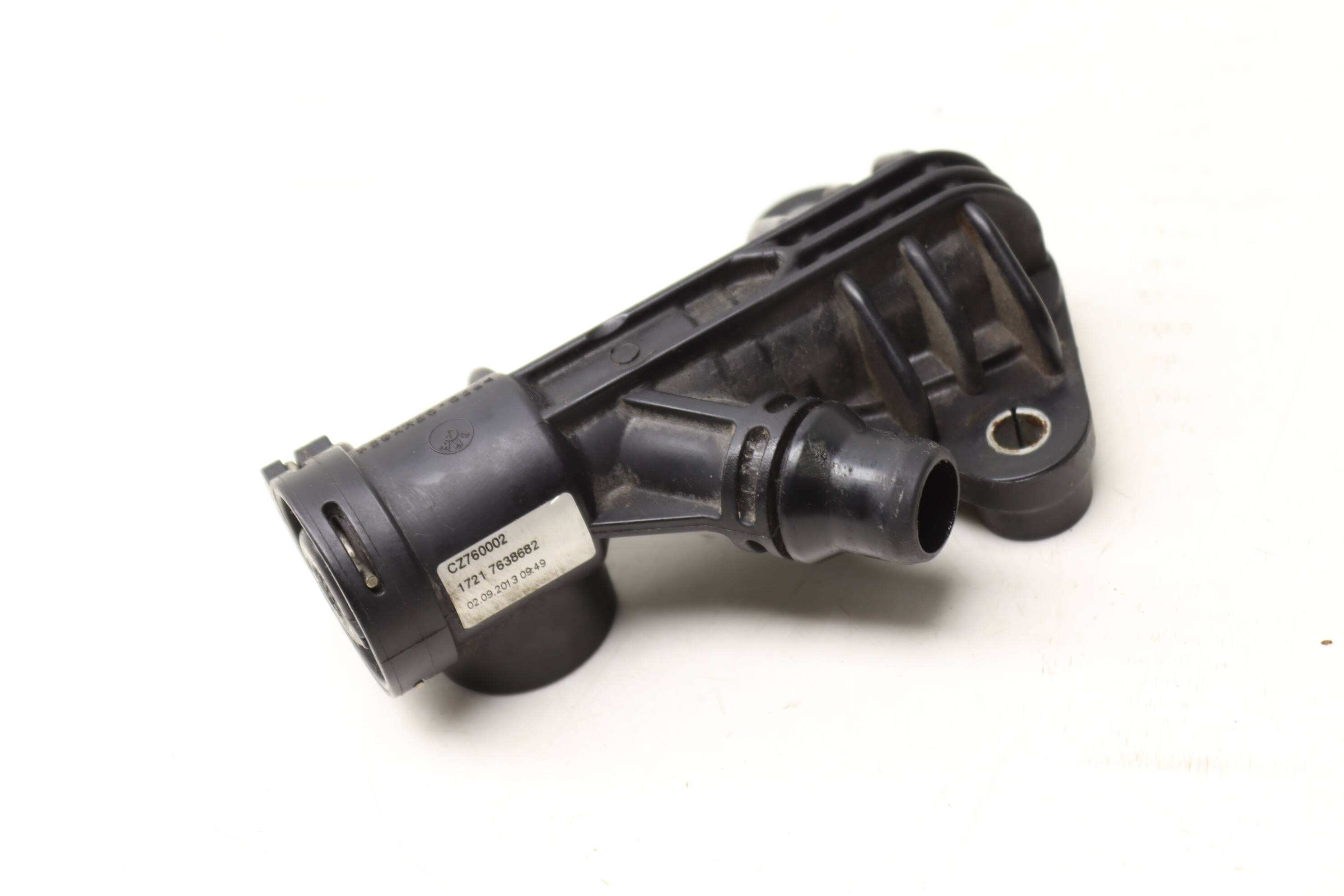 BMW Thermostat 17217638681