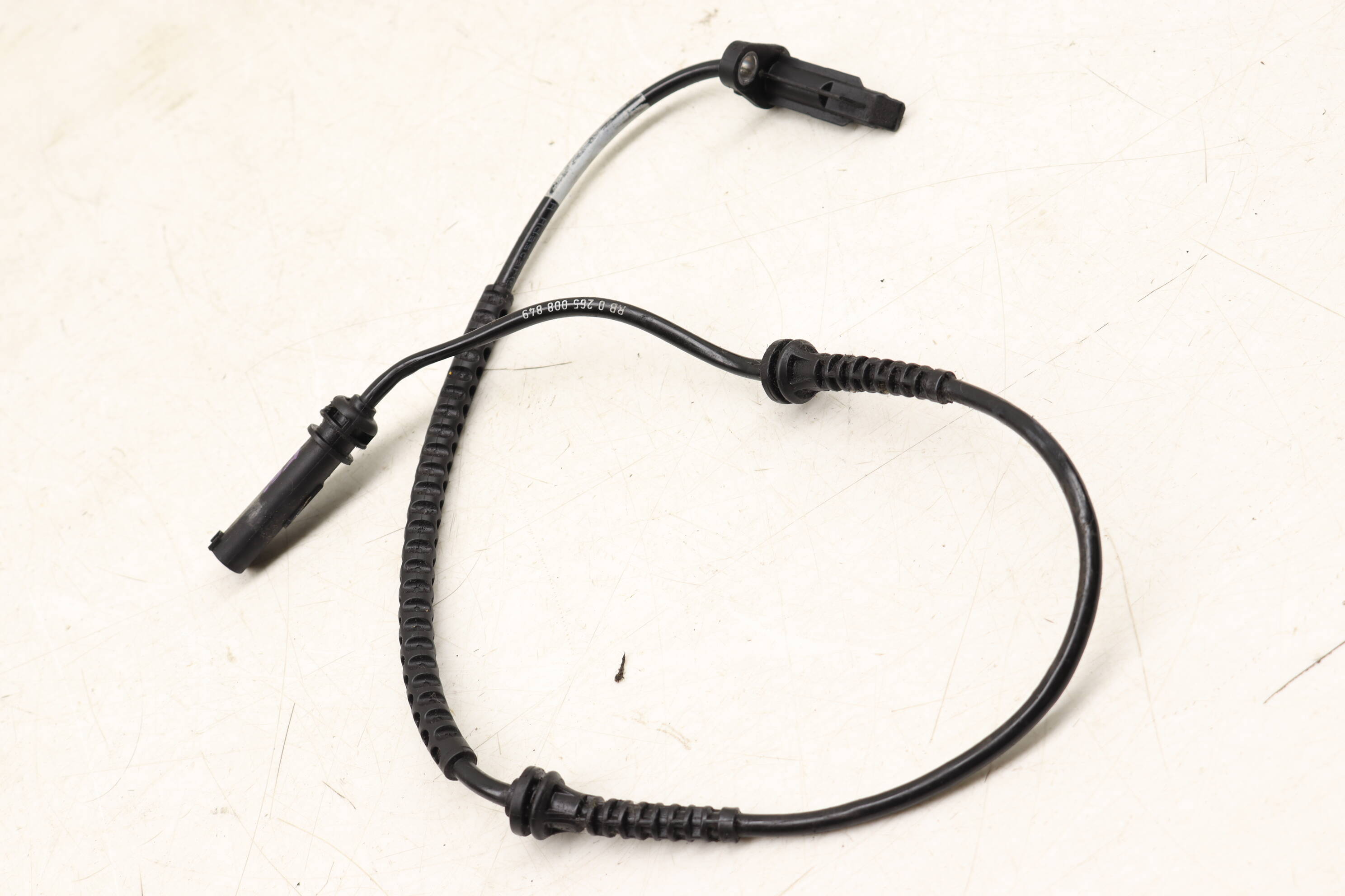 2197　2893　2897　3008　3225　3404　3563　3870 BMW Front Abs / Wheel Speed Sensor (X2, X1) 34526850767