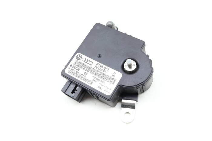Battery Monitoring Control Module 4F0915181A main product photo