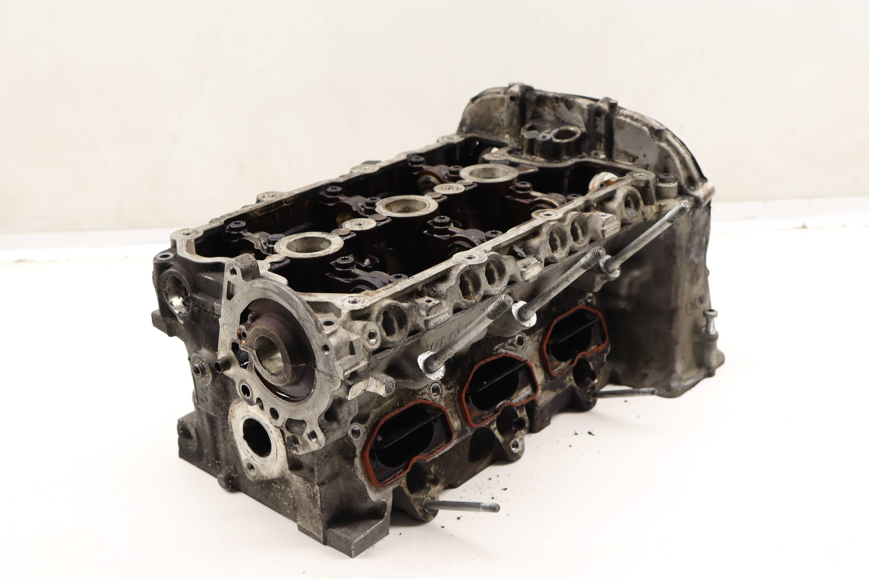 Engine&#x20;Cylinder&#x20;Head&#x20;06E103066M