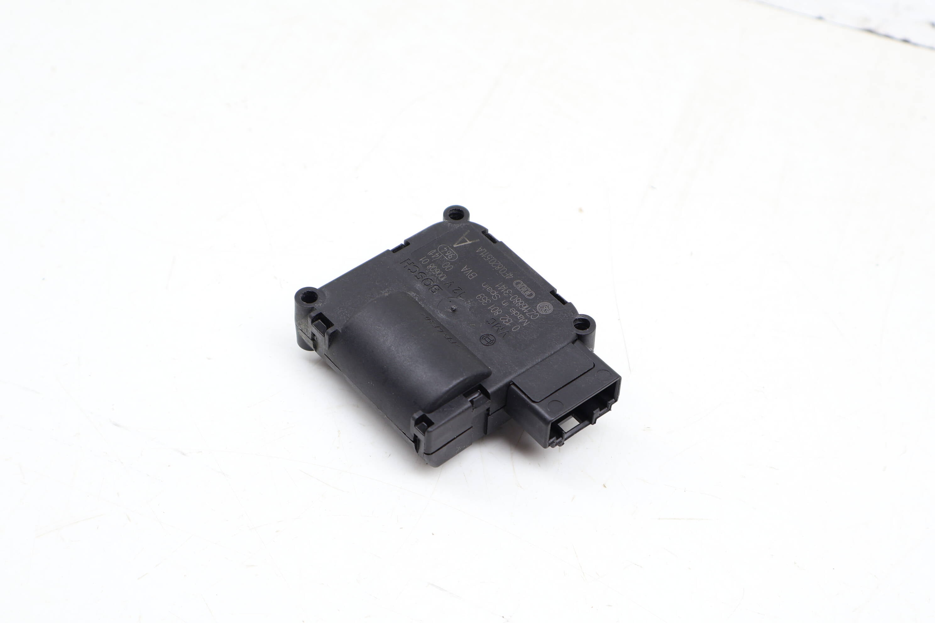 Hvac Flap / Servo Air Motor / Actuator 4F0820511A
