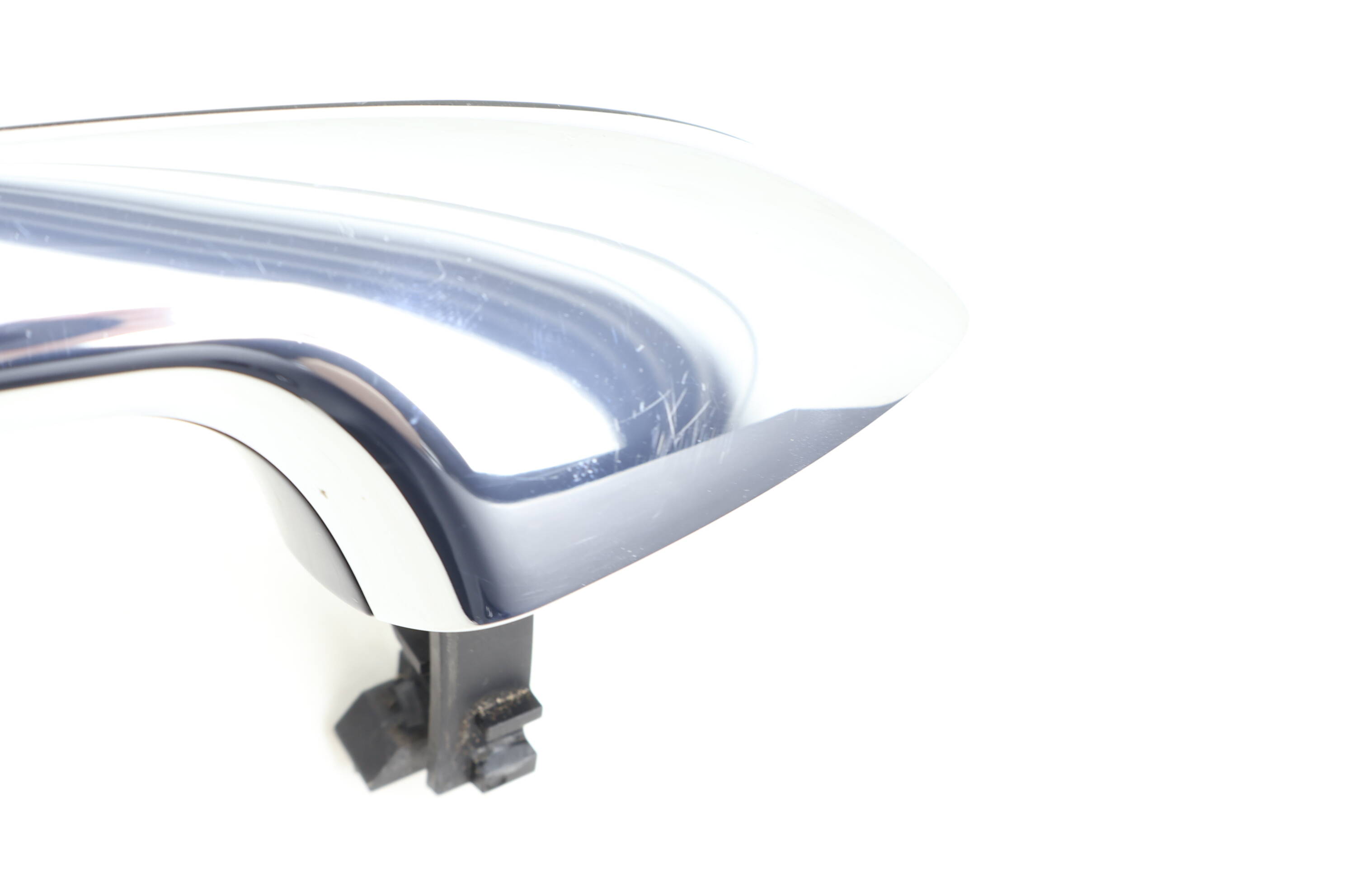 Mercedes-Benz Right Exterior Door Handle 0997605601