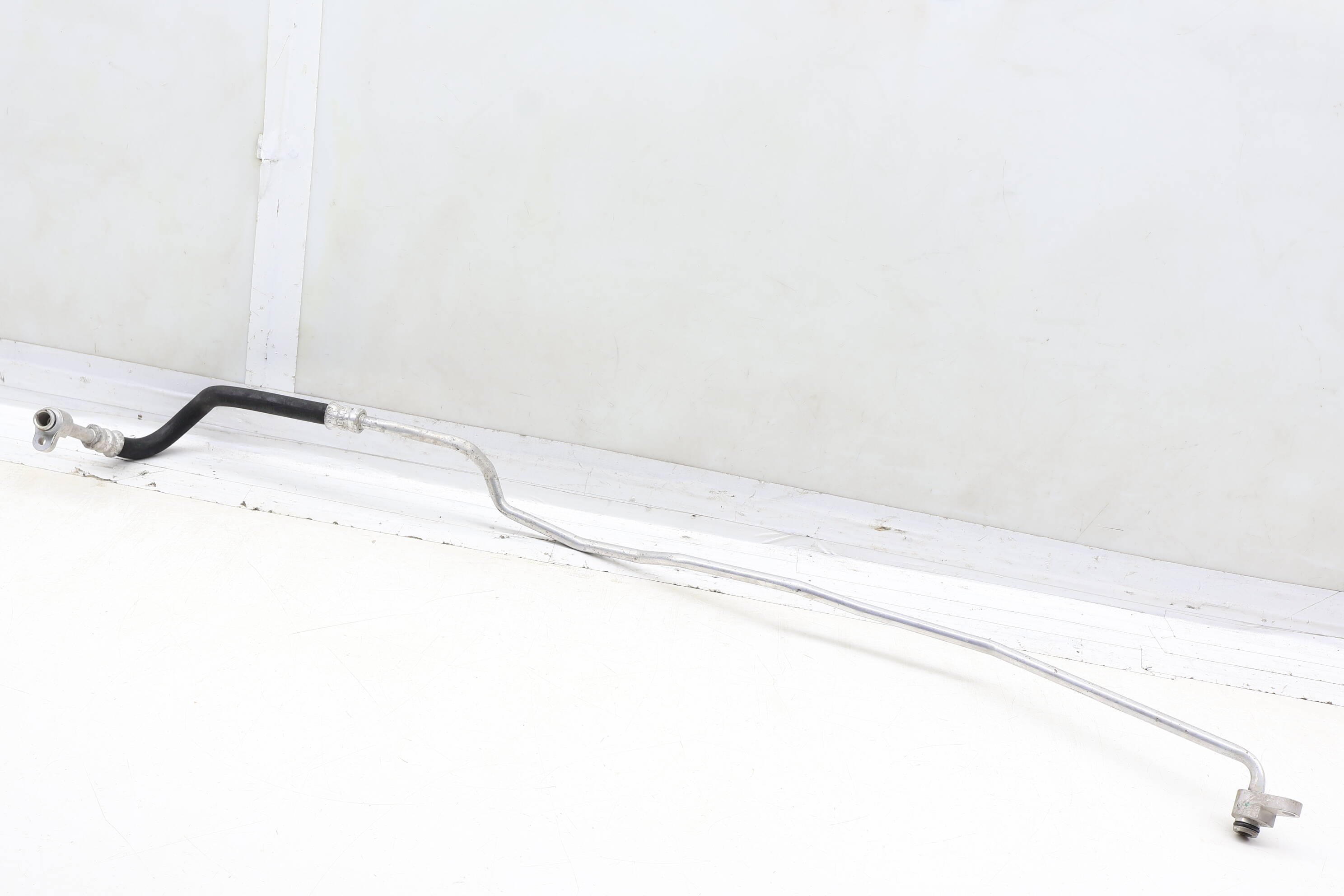 Transmission Oil Cooler Line / Pipe (Outlet) 17217600974