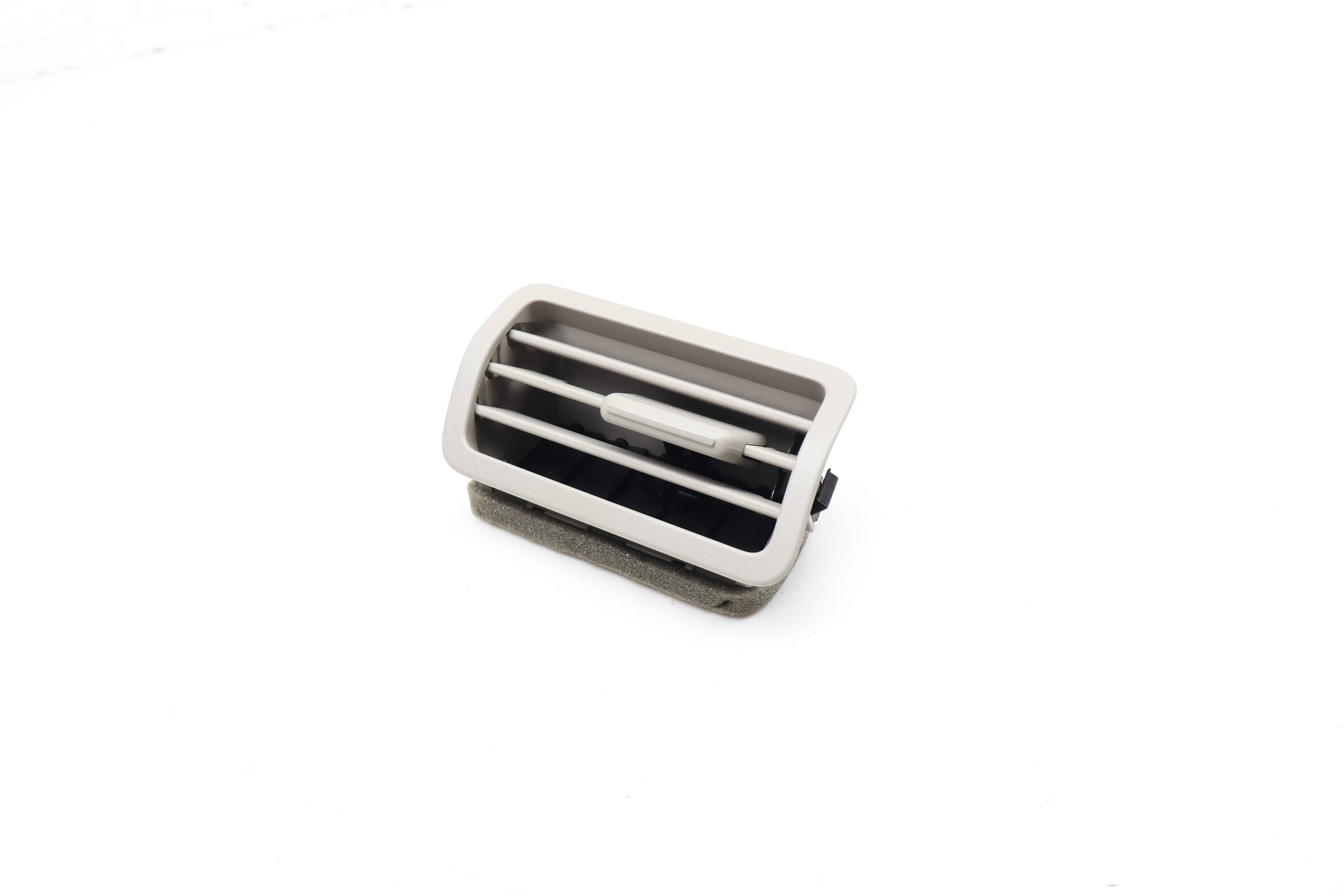 C Pillar Air Vent 3CN820951A