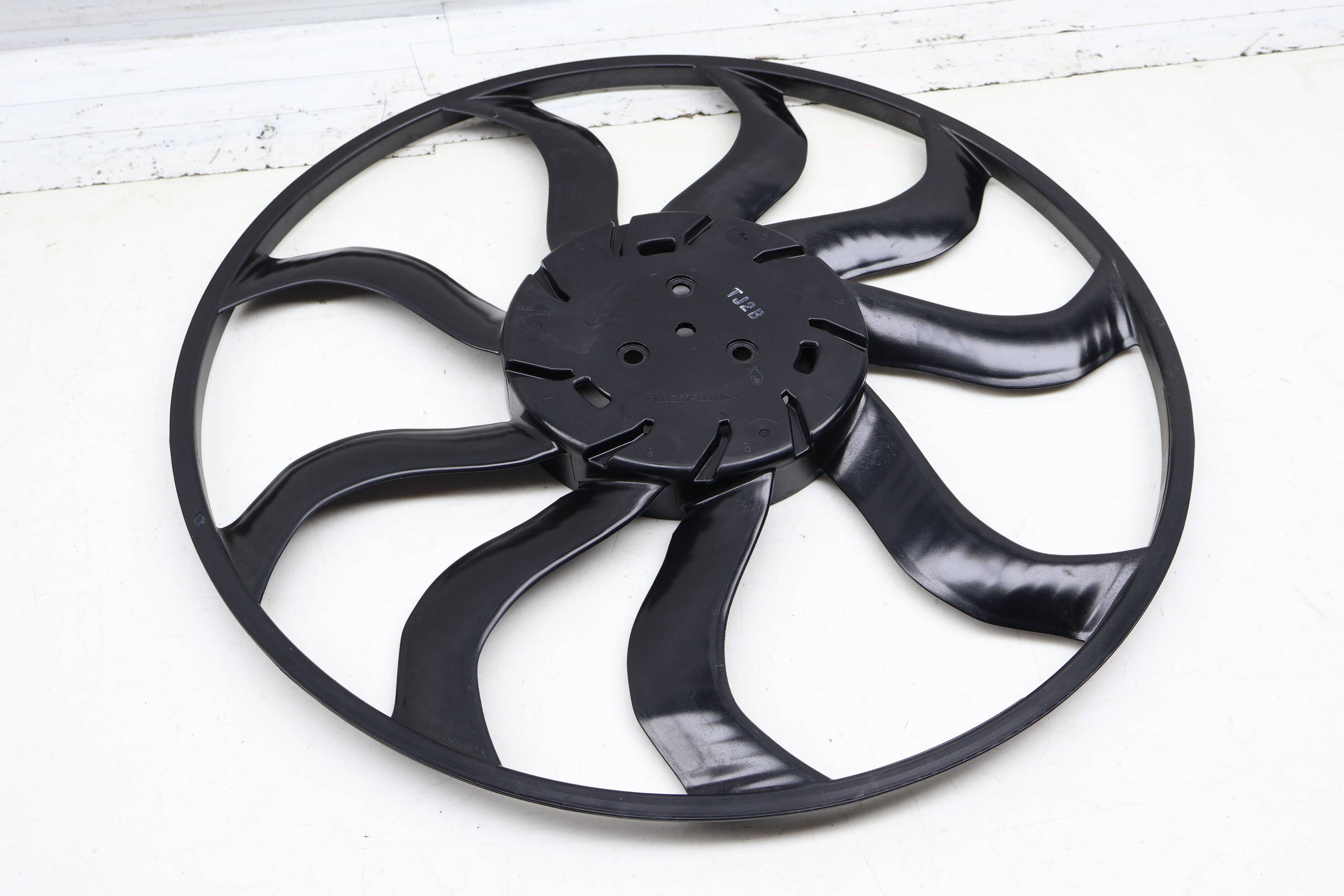 Electric Cooling Fan Blade 5WA121203P