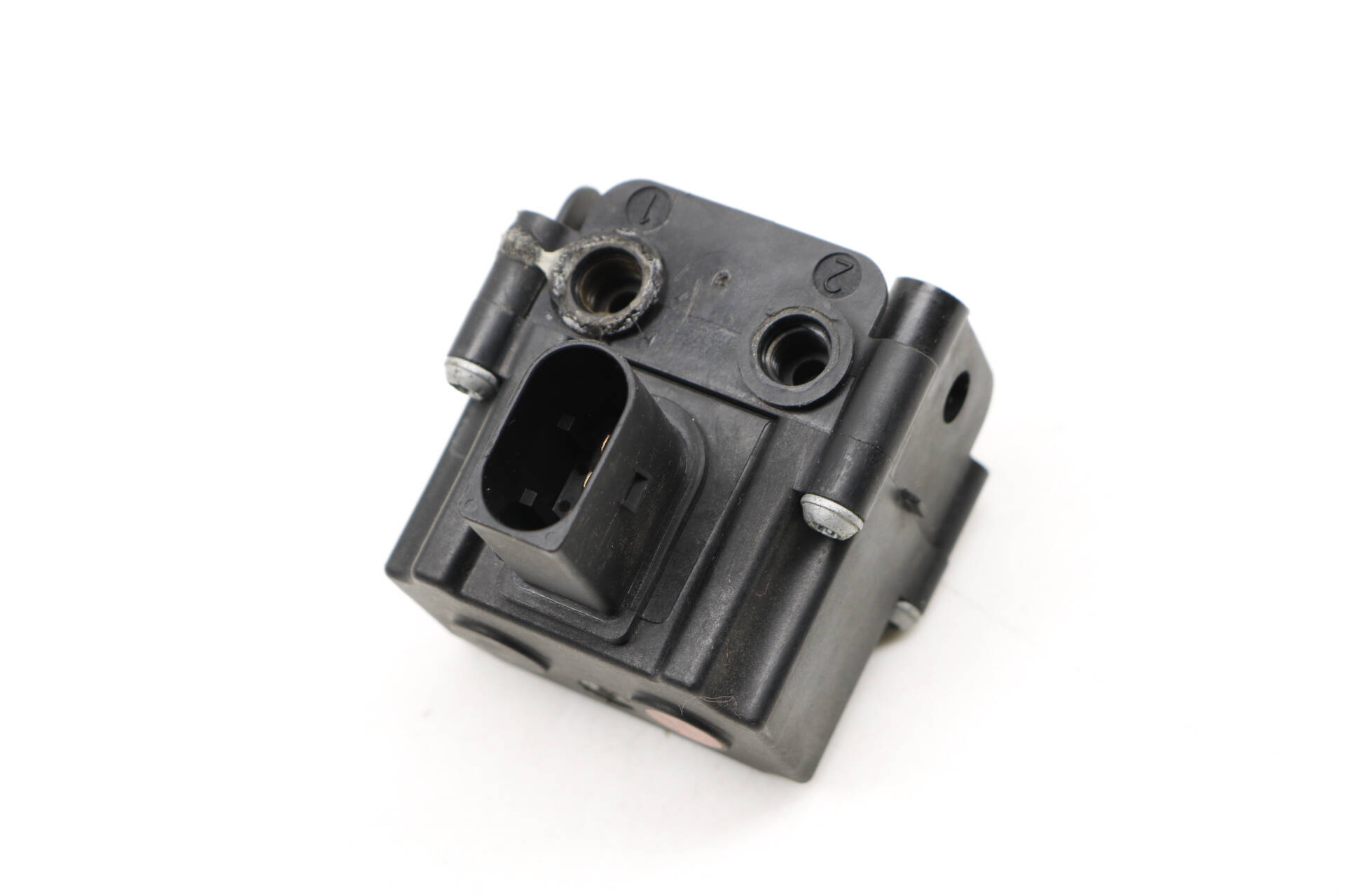 Air Suspension Solenoid Valve 37206875176