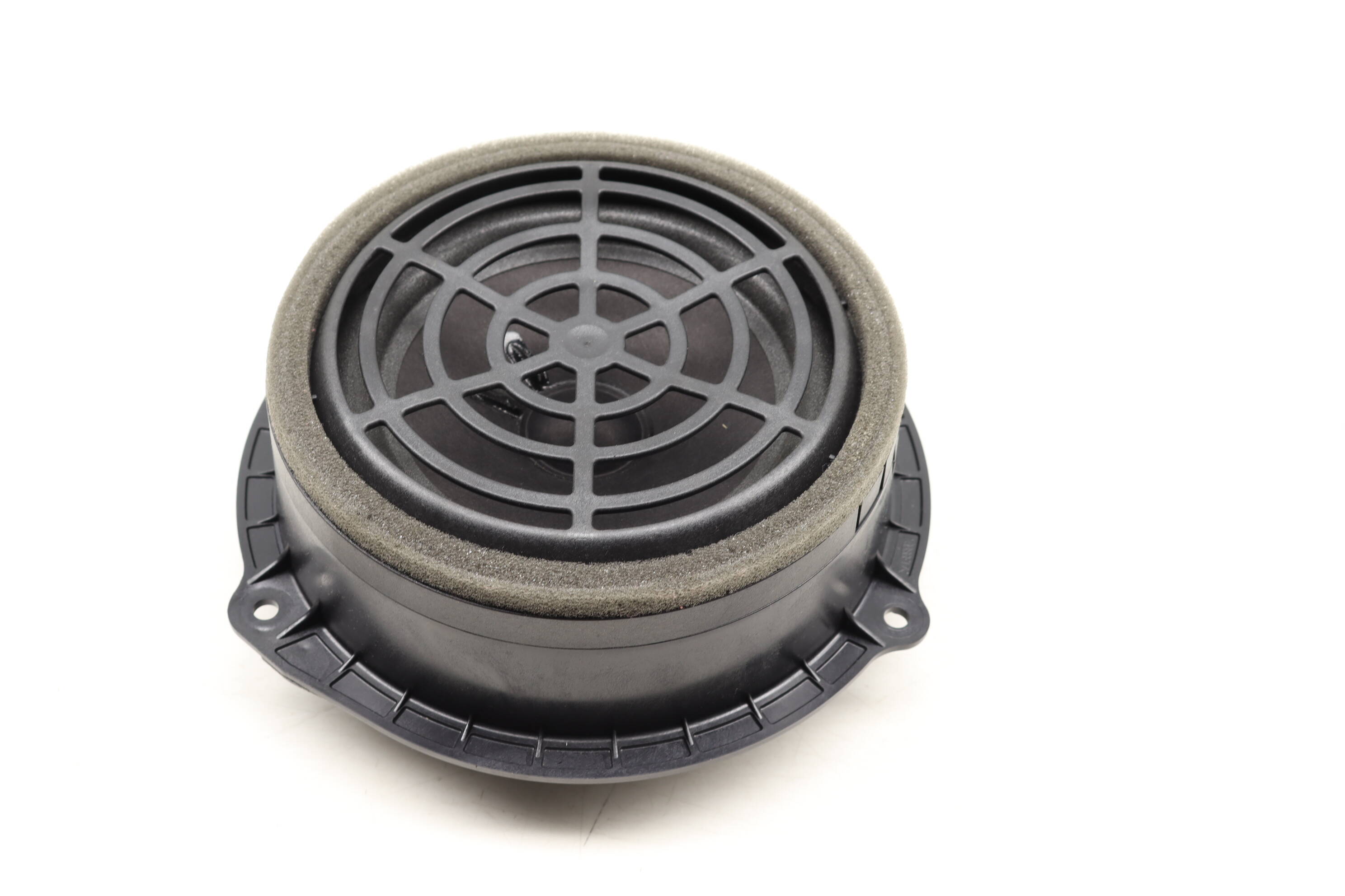 Mid-Range Door Speaker (Bose) 4G0035411