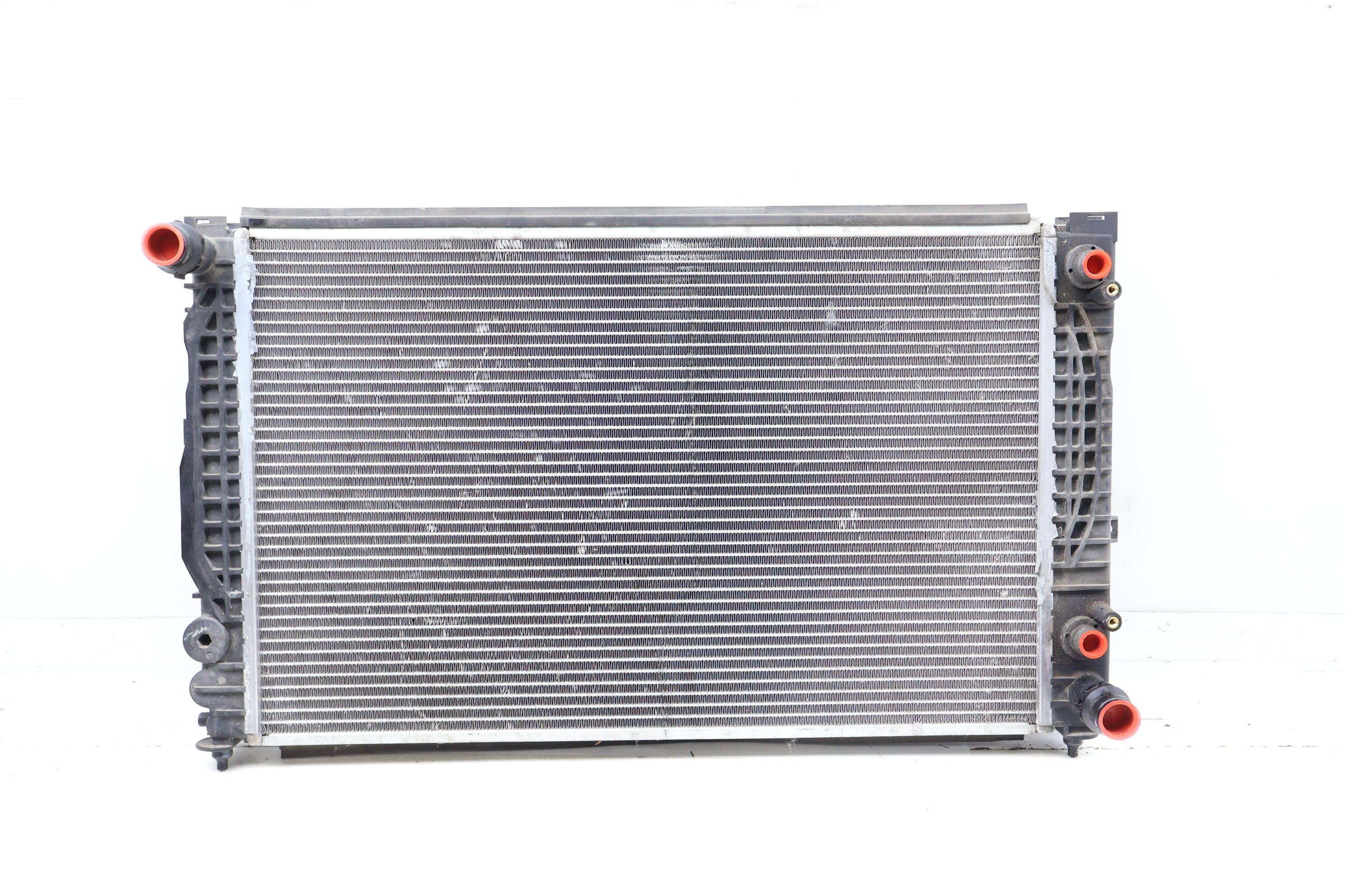 Radiator 8D0121251BB