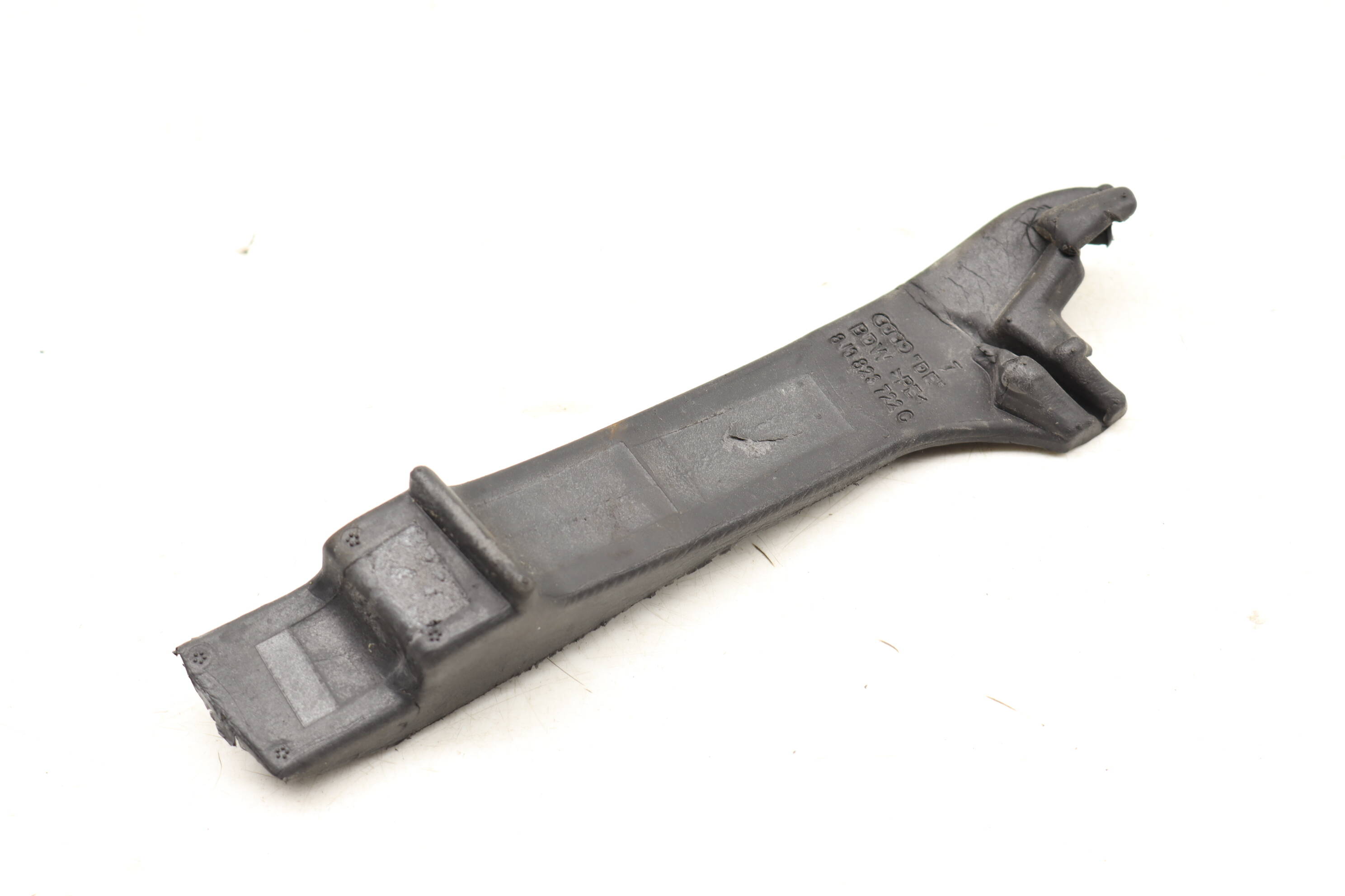 Hood Side Seal 8J0823722C