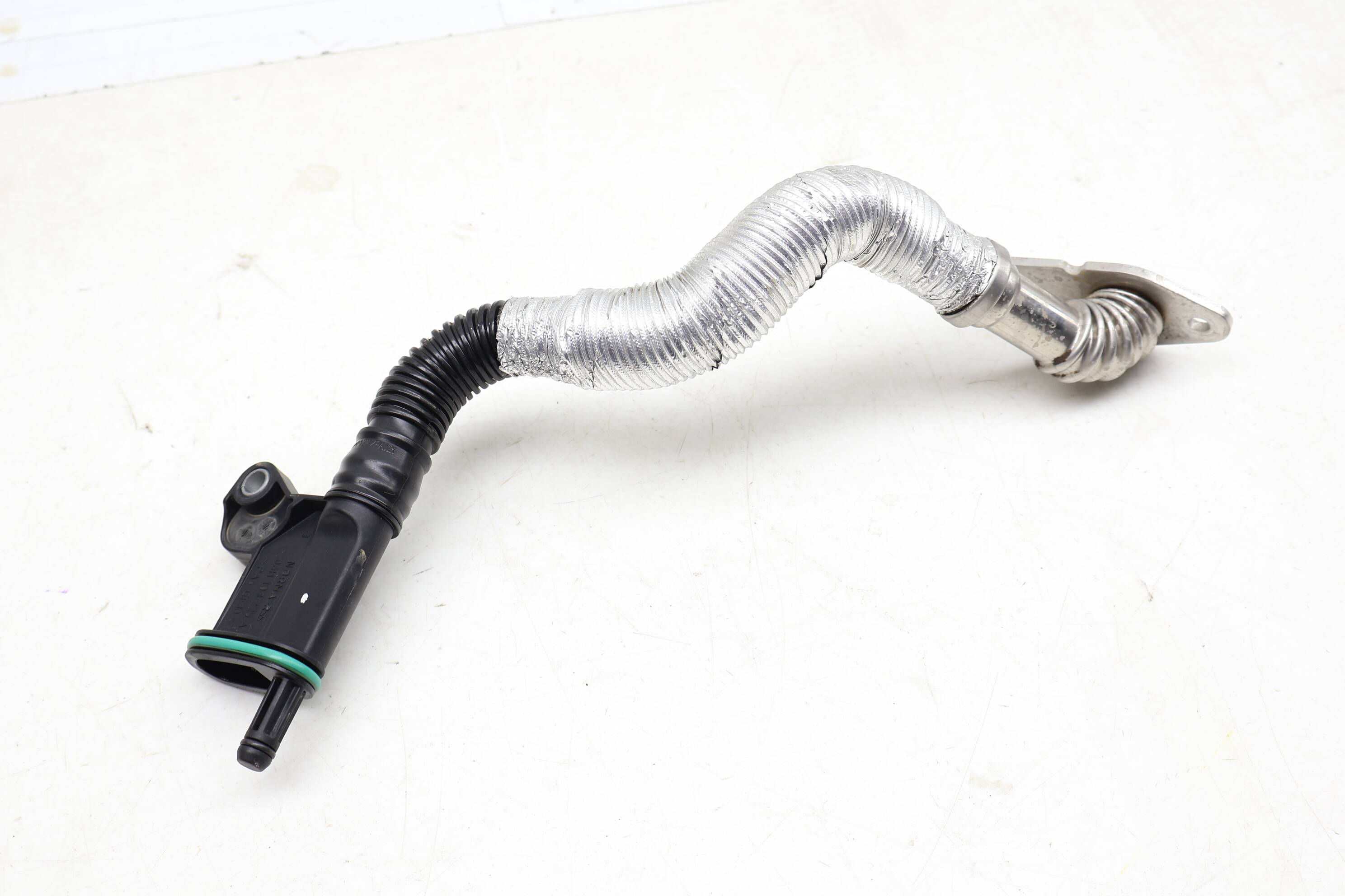 Pcv Breather Hose / Line 06H103226A